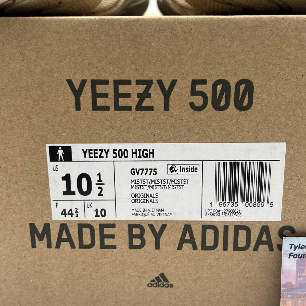 Adidas Yeezy 500 high mist stone Size US 10.5 / EU 43-44 - 6 Thumbnail