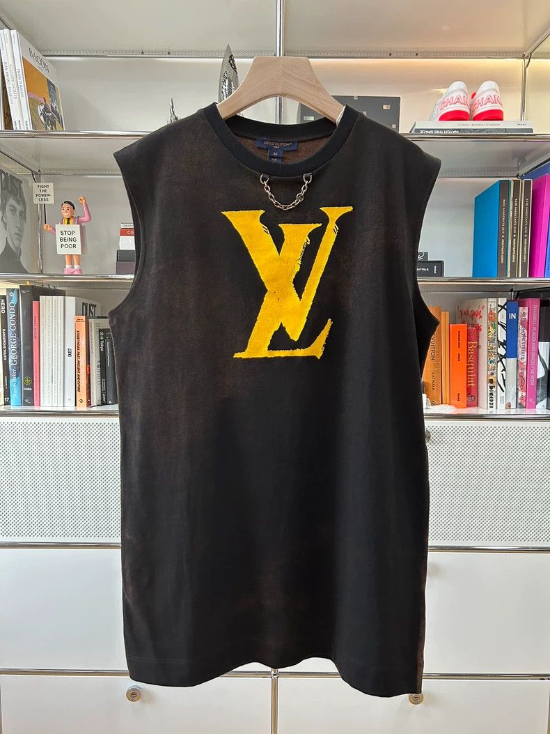 Louis Vuitton Louis Vuitton 24 Latest Tie-Dye Old Printed logo Mid-Lengt Size US XS / EU 42 / 0 - 1 Thumbnail