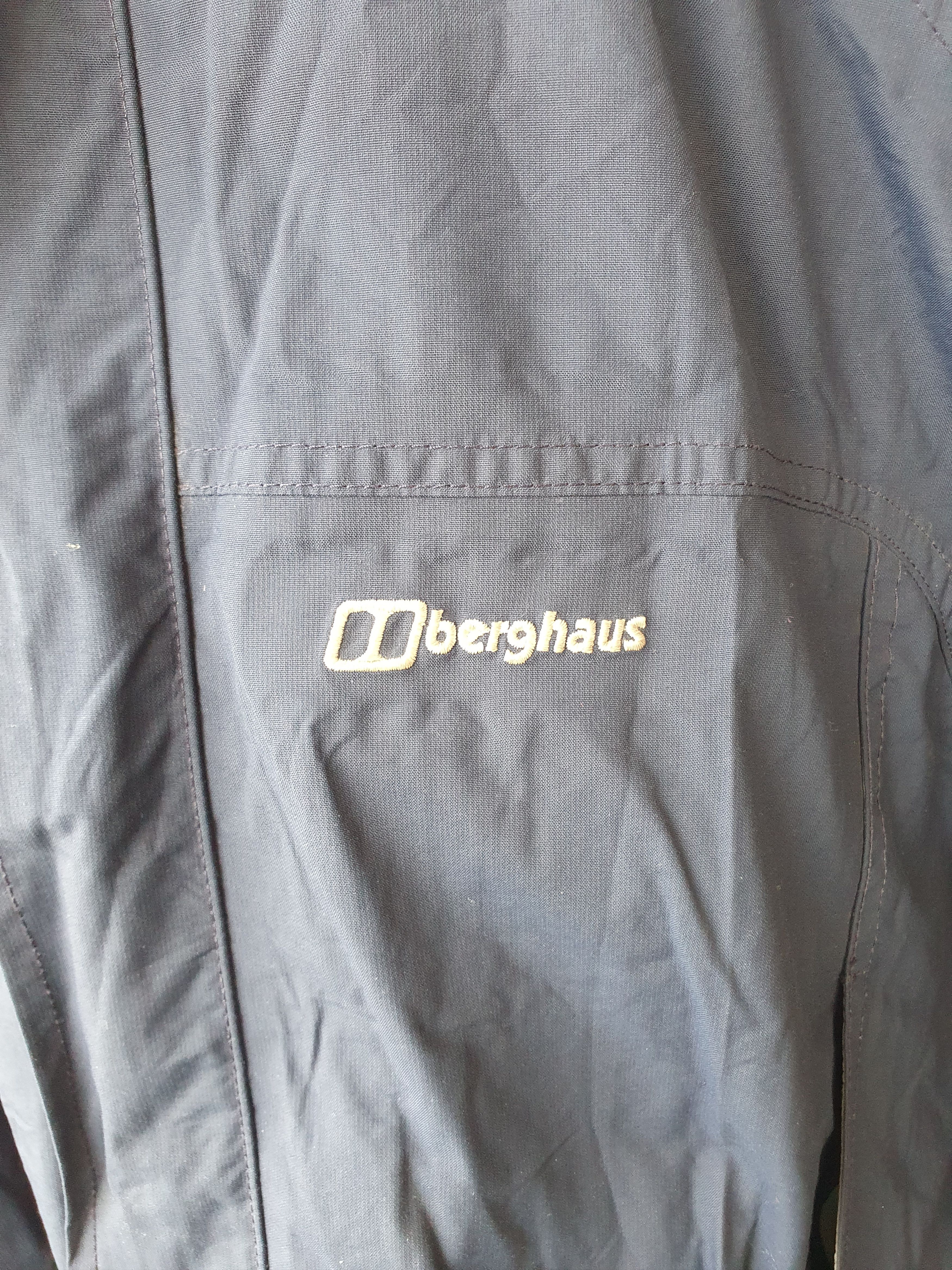 Berghaus Berghaus Aqua Foil Shell Jacket Lightweigh hooded sz L Size US L / EU 52-54 / 3 - 10 Thumbnail