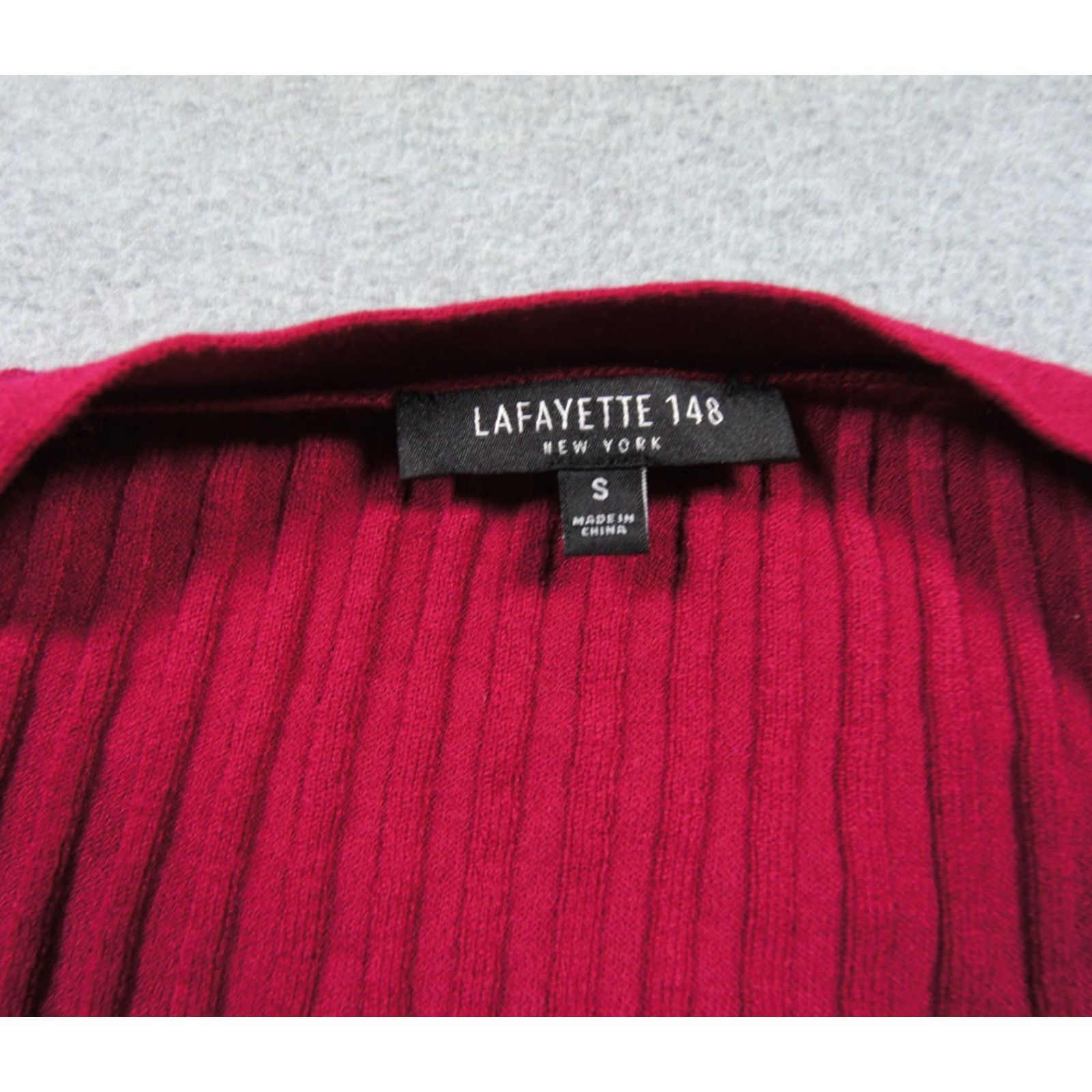 Vintage Lafayette 148 New York Sweater Cardigan Womens Small Red Long Sleeve Ribbed Knit V-Neck Fire Polyamide Viscose Shirt? Size S / US 4 / IT 40 - 6 Thumbnail