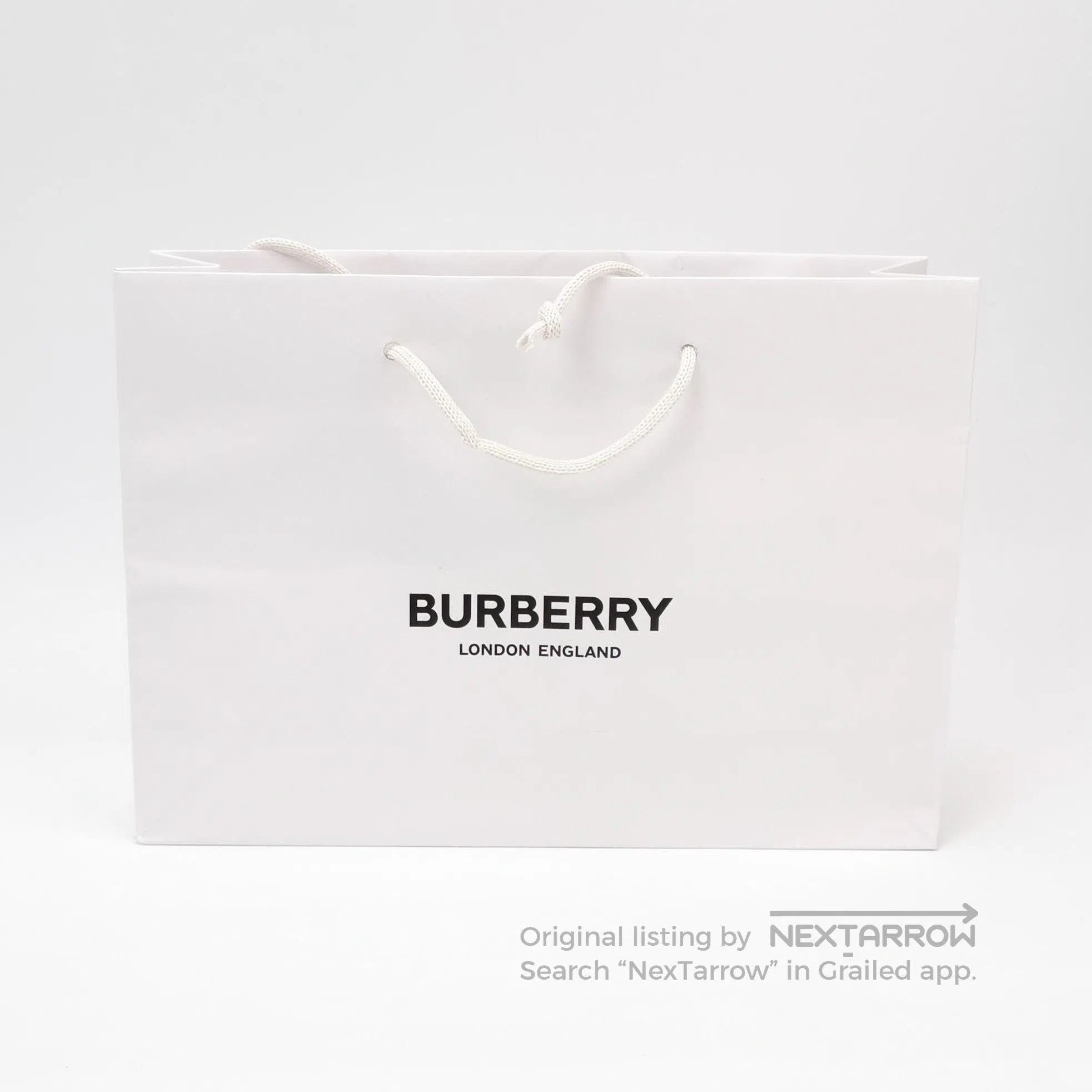 Burberry Burberry Sleeveless Knit Top with Colorful Print . Size US S / EU 44-46 / 1 - 4 Thumbnail