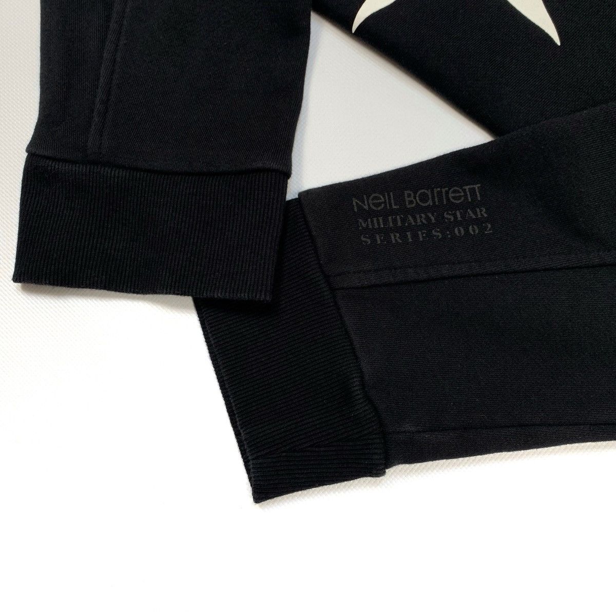 Neil Barrett Neil Barrett Military Star Sweatshirt Black Logo Size XXL Size US XXL / EU 58 / 5 - 10 Thumbnail