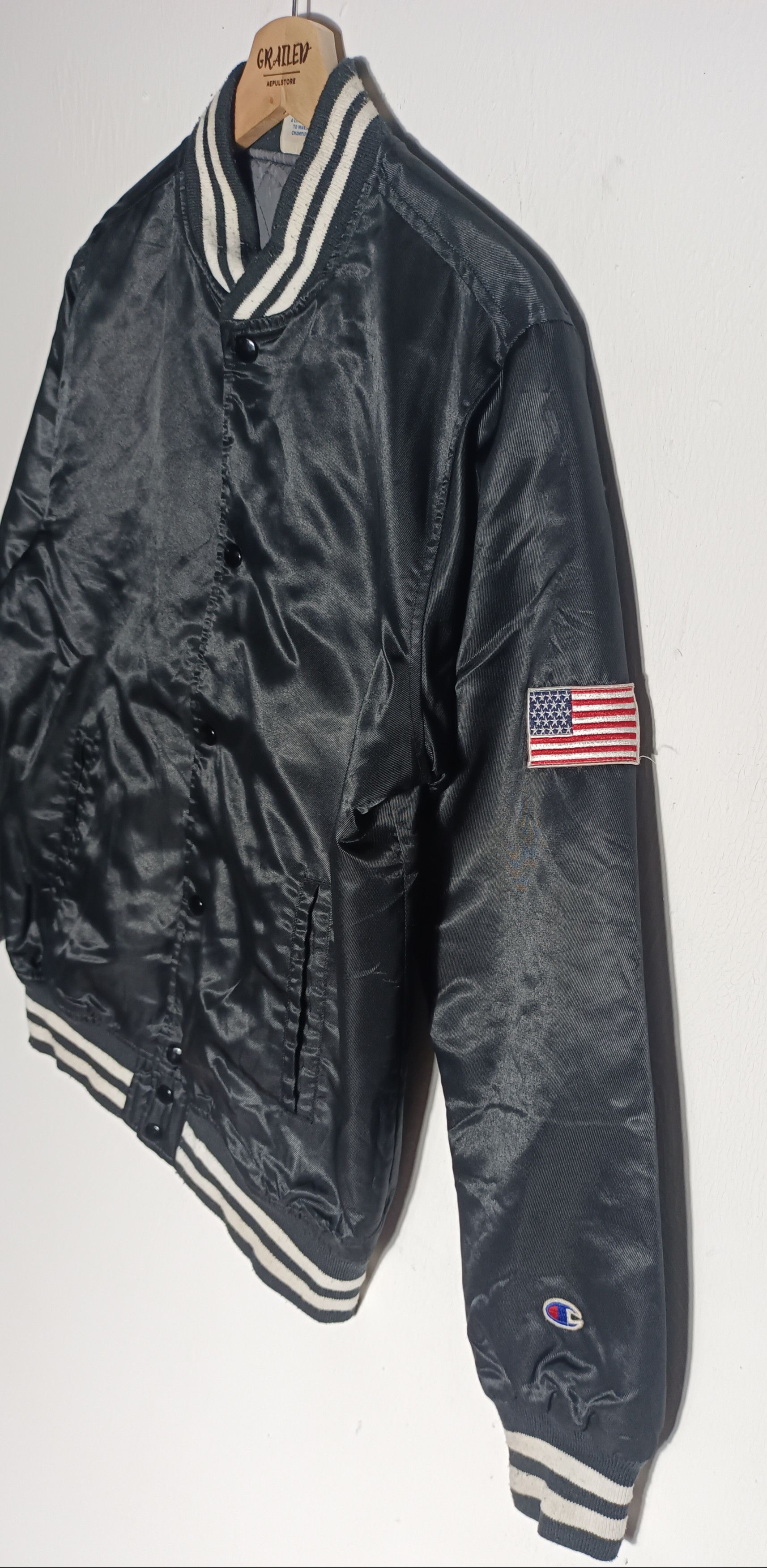 Champion Vintage Varsity Champion Satin Jacket Since 1919 USA Size US M / EU 48-50 / 2 - 3 Thumbnail