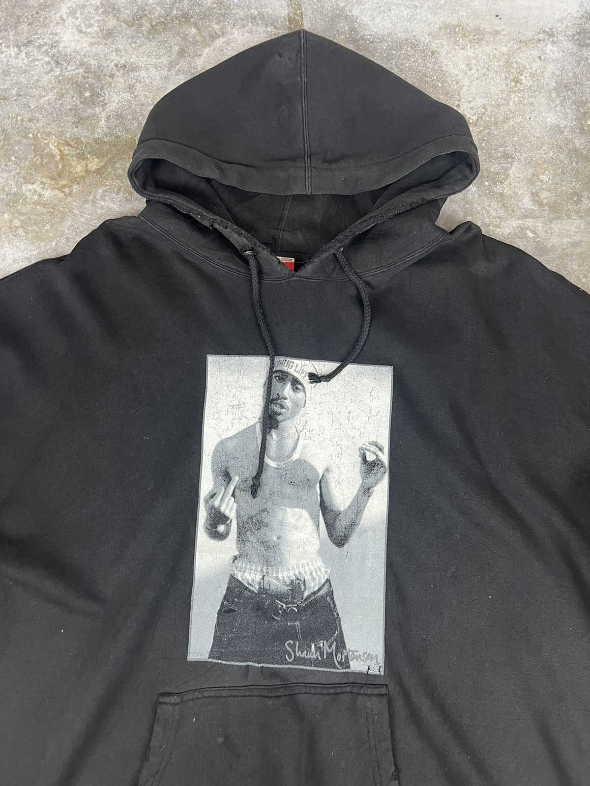 Band Tees Vintage 90's Tupaq Shakur Distressed Pullover Hoodie Size US XXL / EU 58 / 5 - 3 Thumbnail
