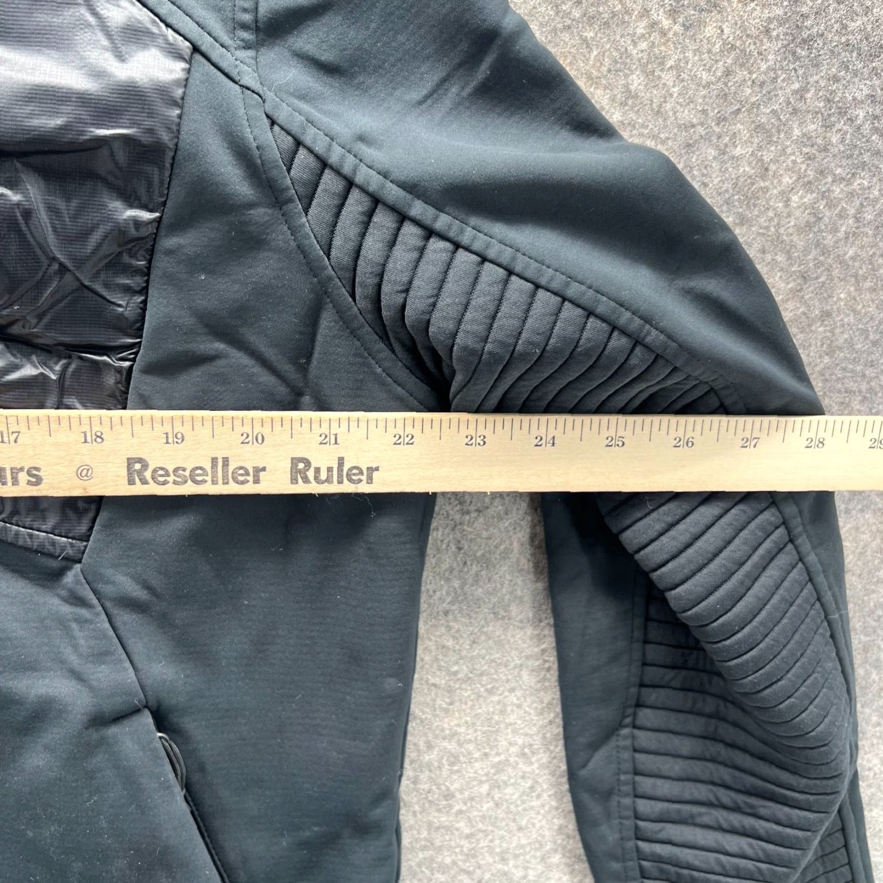 Under Armour VINTAGE Under Armour Jacket Mens XL Black Full Zip Lined Ribbed Storm Series Windbreaker Regular Big & Tall Mens Size US XL / EU 56 / 4 - 4 Thumbnail