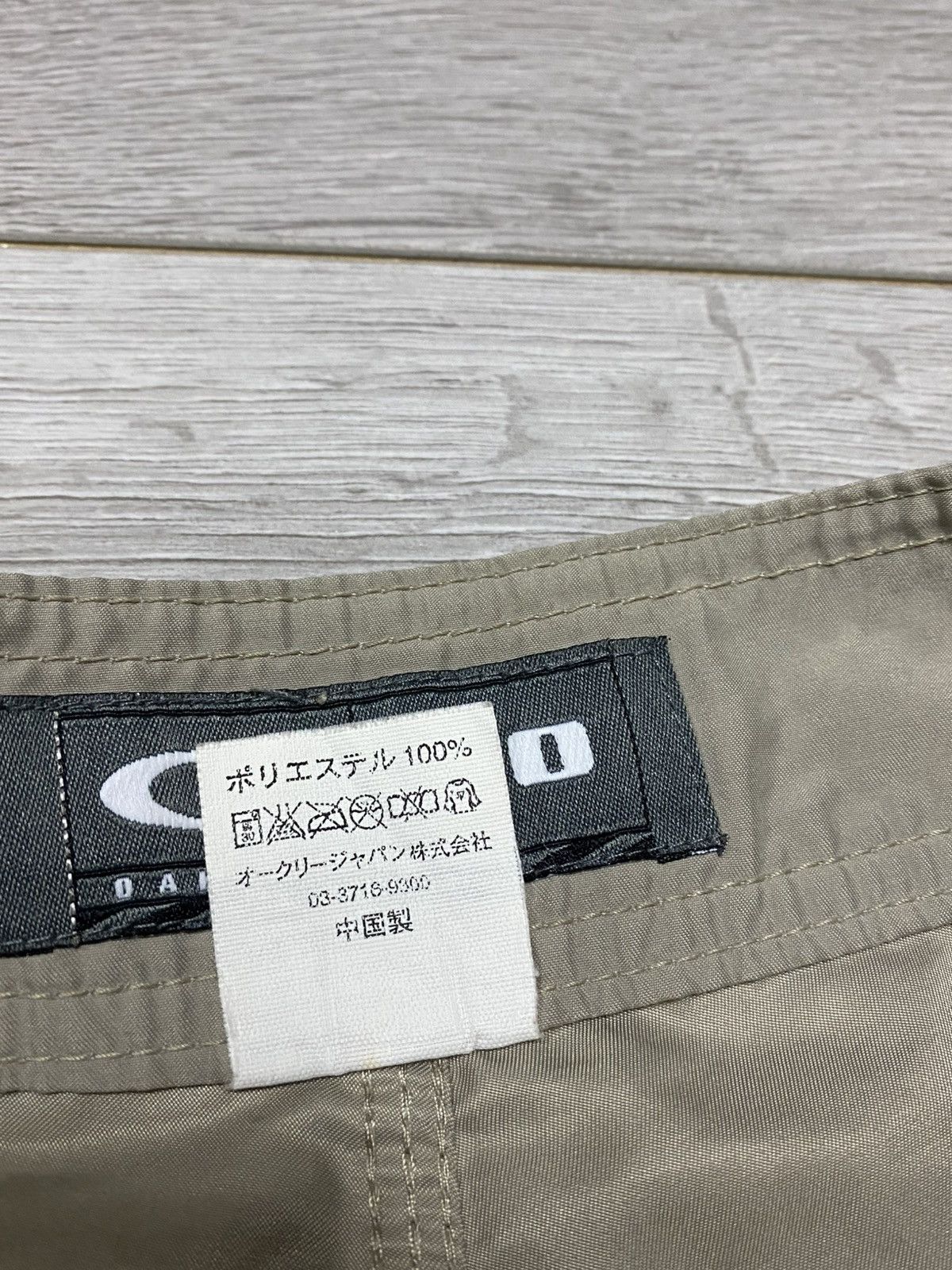 Oakley Oakley surf vintage shorts pockets surf Size US 30 / EU 46 - 7 Thumbnail