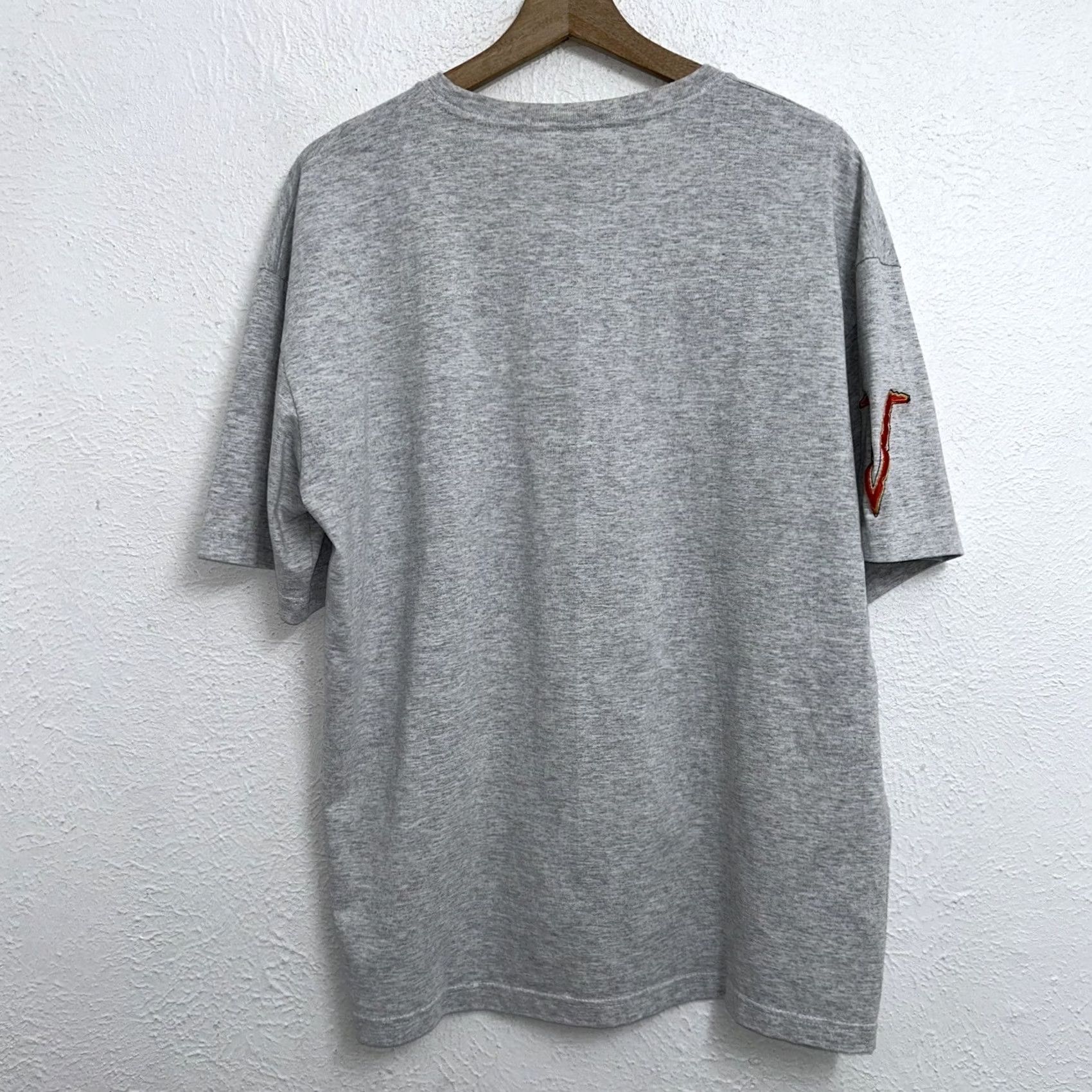 Vintage VINTAGE Voltes V Tee Gray T-Shirt Short Sleeve Size Large Mens Voltes V Graphic Print Tee Anime Hype Vintage Fashion Streetwear 90s Mech Shirt Size US L / EU 52-54 / 3 - 2 Thumbnail