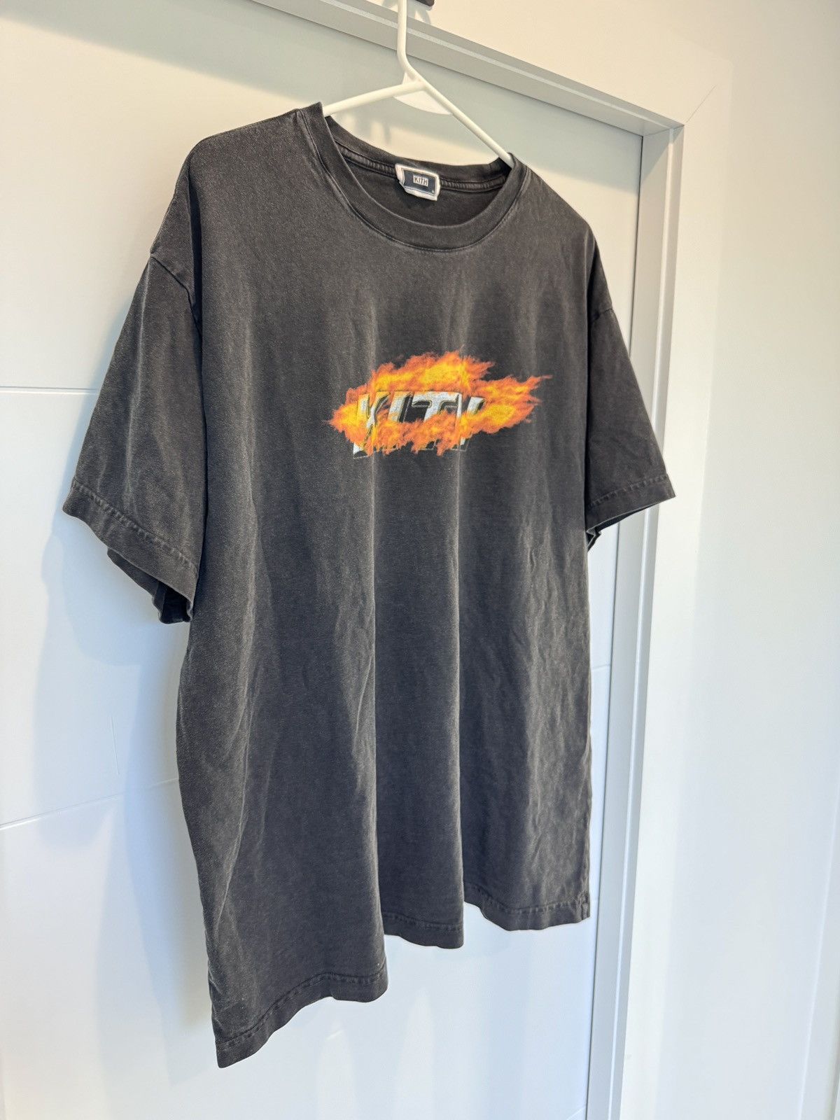 Kith Kith Orbit Flame Black Vintage Tee Size XL Size US XL / EU 56 / 4 - 2 Thumbnail