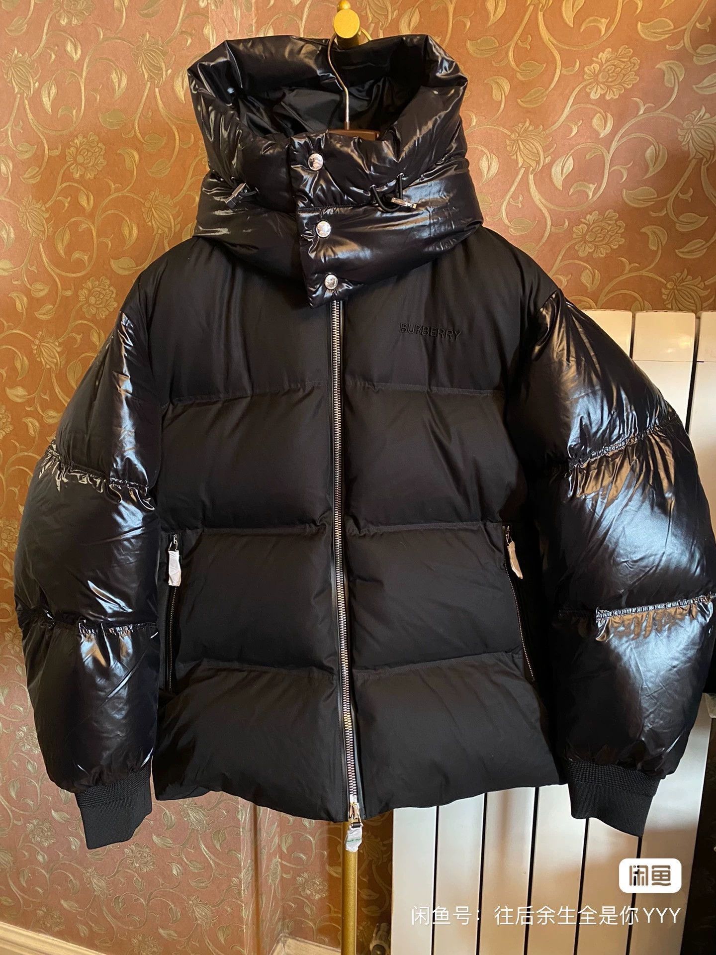 Burberry Black Puffer Jacket with Hood, Size S Size US S / EU 44-46 / 1 - 1 Thumbnail