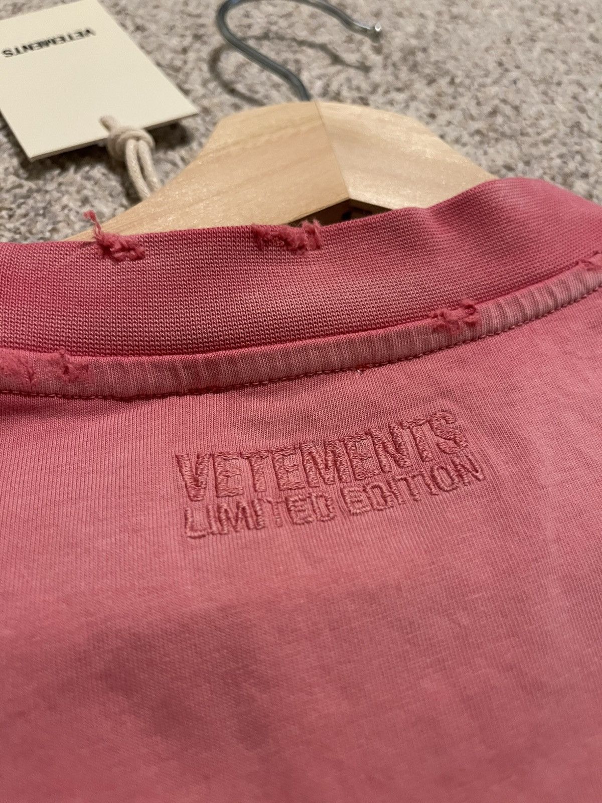 Vetements Vetements T Shirt Size US XXL / EU 58 / 5 - 7 Thumbnail