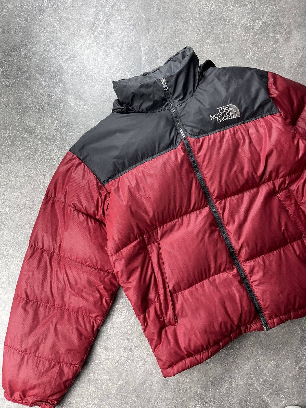 The North Face The North Face 700 Goose Down Puffer Nylon Jacket Red Black Size US L / EU 52-54 / 3 - 8 Thumbnail