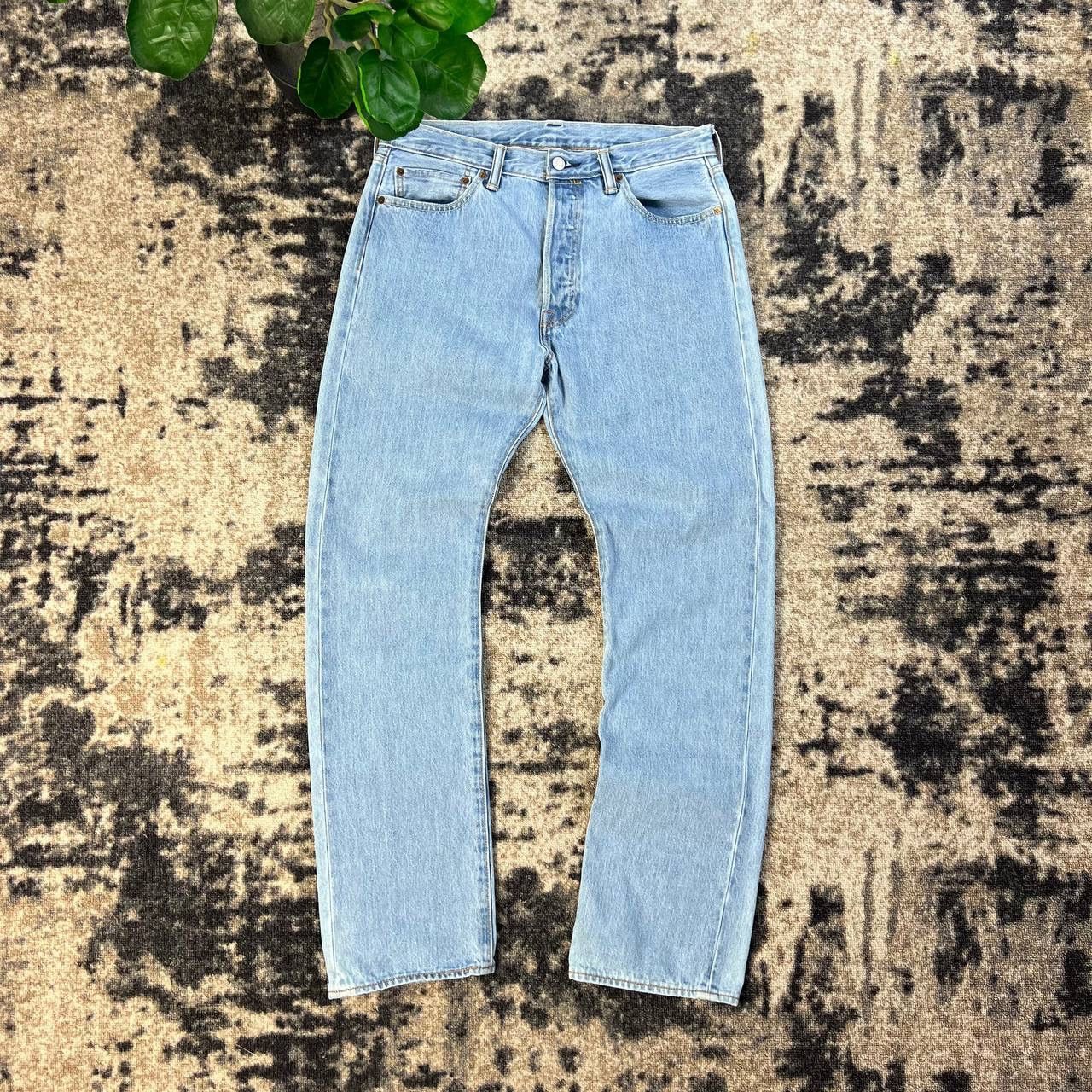 Levi's 501 Levis Vintage Light Blue Denim Jeans Streetwear Style Size US 33 - 2 Thumbnail