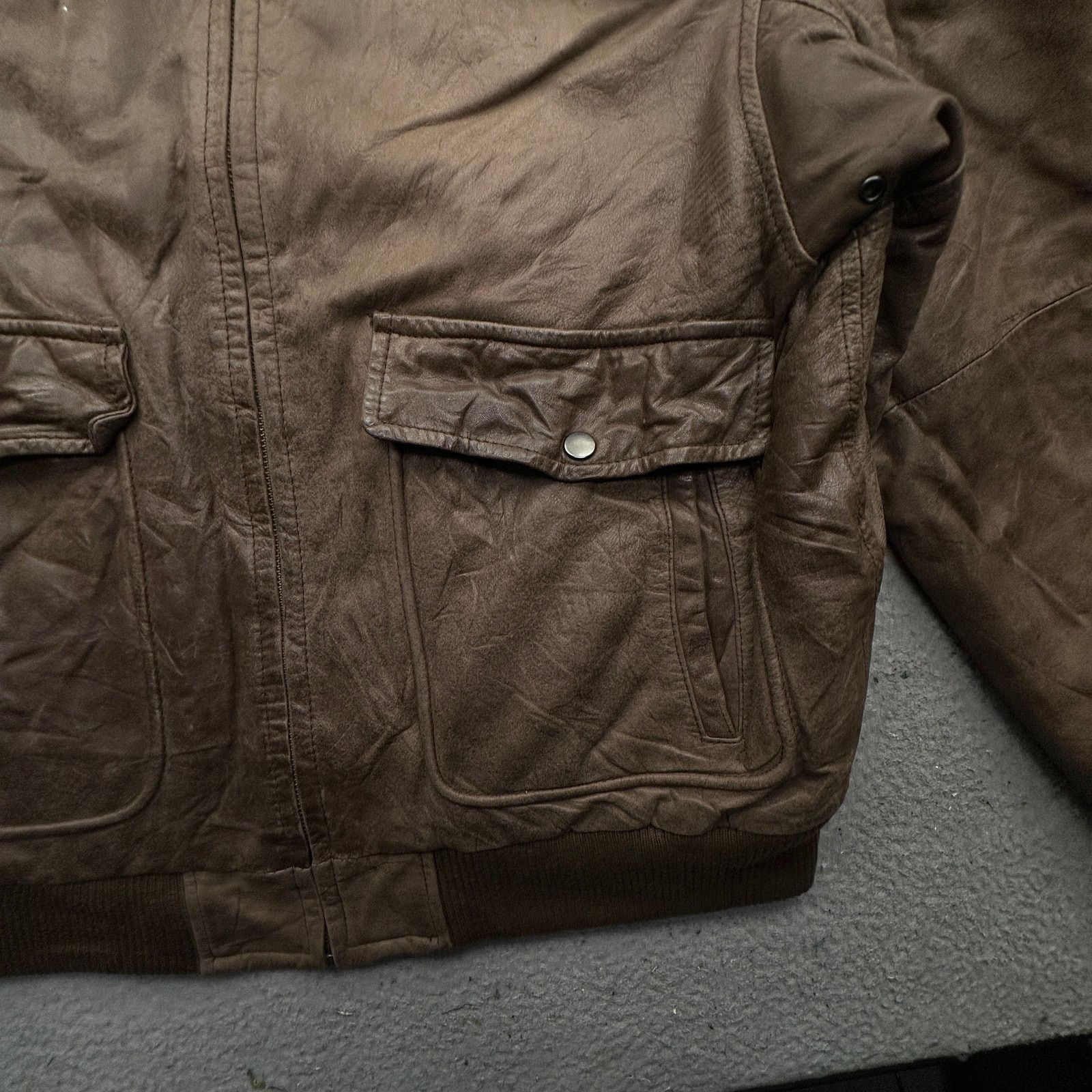 Vintage VTG Aberdeen Map Lined Bomber Leather Jacket Mens 42 Large Size US L / EU 52-54 / 3 - 10 Thumbnail