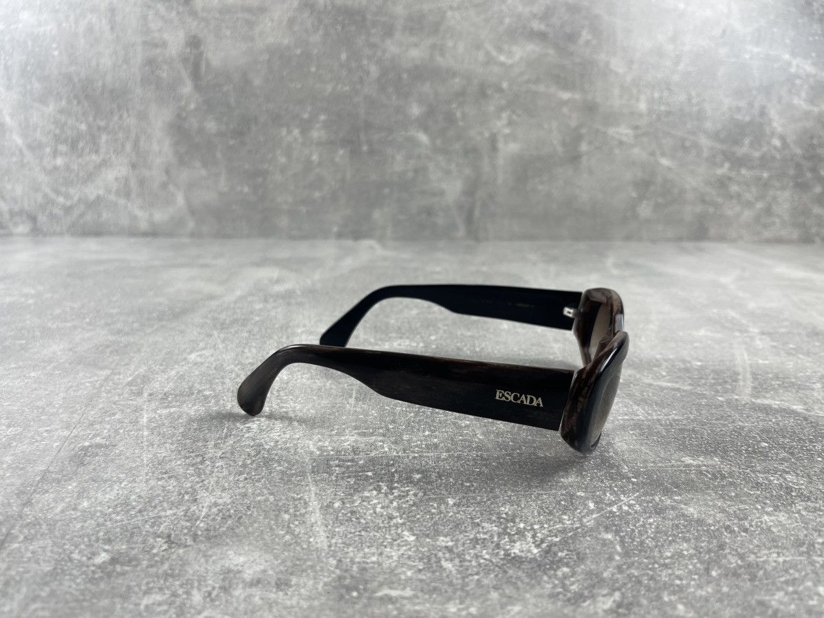 Escada Escada 00s Oval Acetate Sunglasses Brown Tortoise Hand Made Size ONE SIZE - 3 Thumbnail