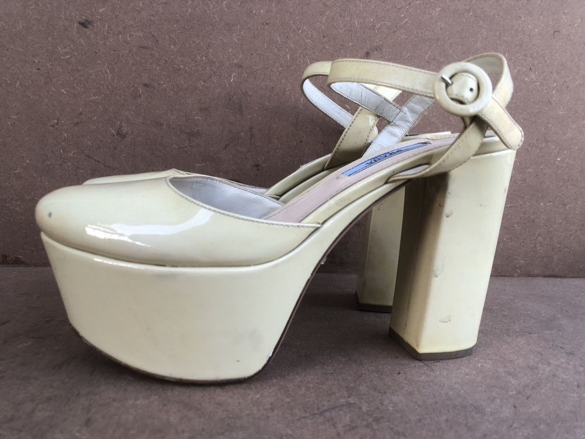 Prada Vintage Prada Heels Size 37.5 Size US 7.5 / IT 37.5 - 4 Thumbnail