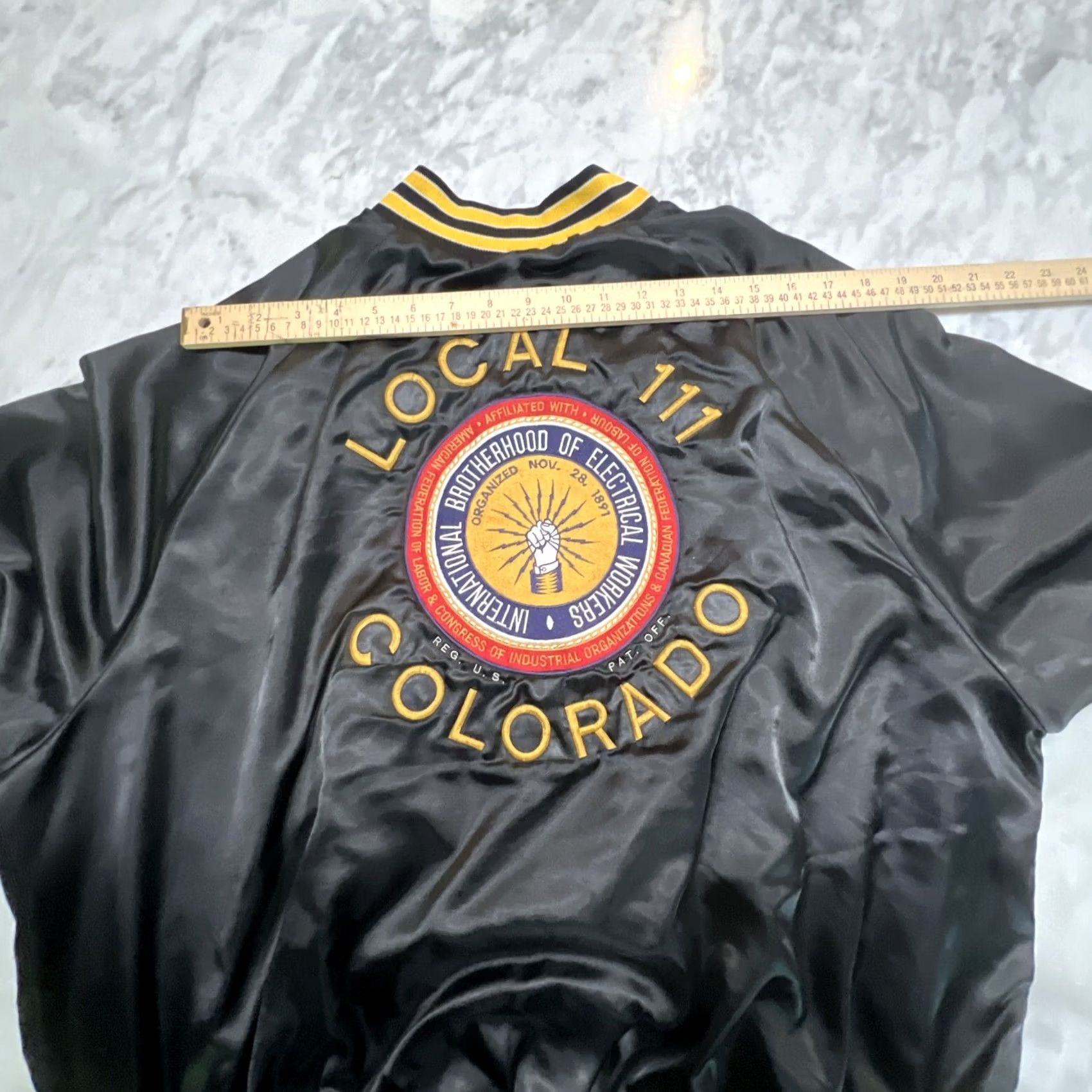 Vintage VINTAGE IBEW Jacket XL Local 111 US Black satin King Louie gold striped Local 111 Mens Womens Boys Girls Size US XL / EU 56 / 4 - 6 Thumbnail