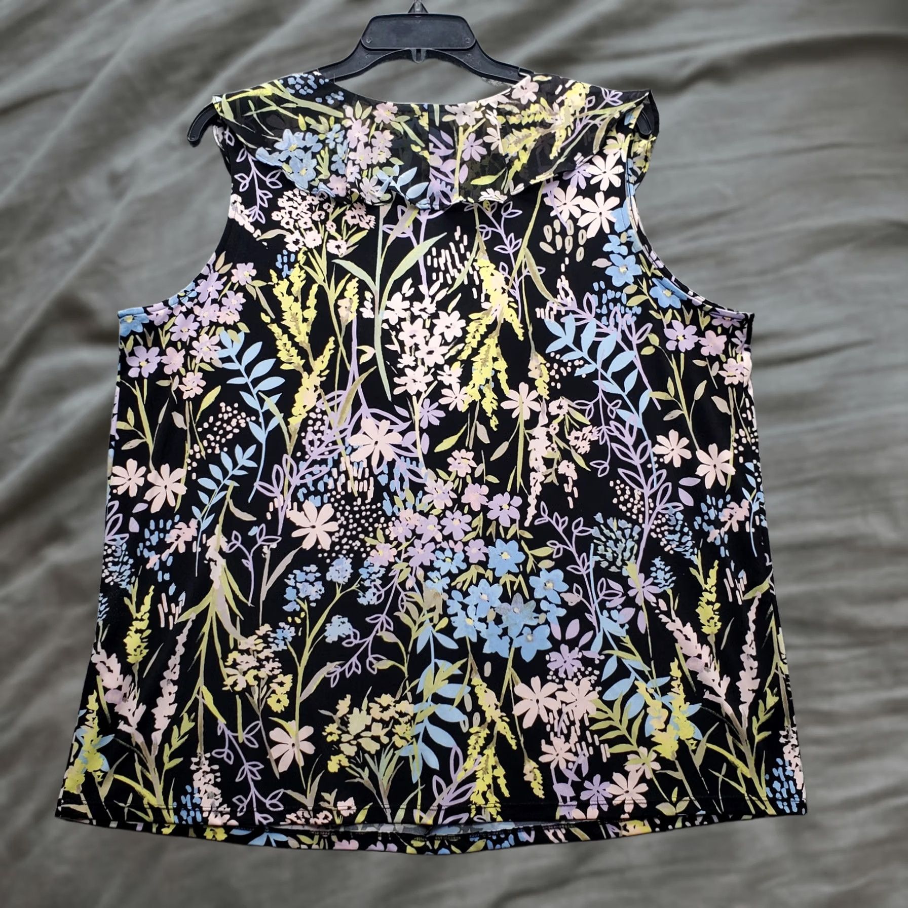 Calvin Klein Calvin Klein Womens Blouse Top Multicolor Floral Sleeveless Ruffle Front Pullover Size XL Size L / US 10 / IT 46 - 1 Thumbnail