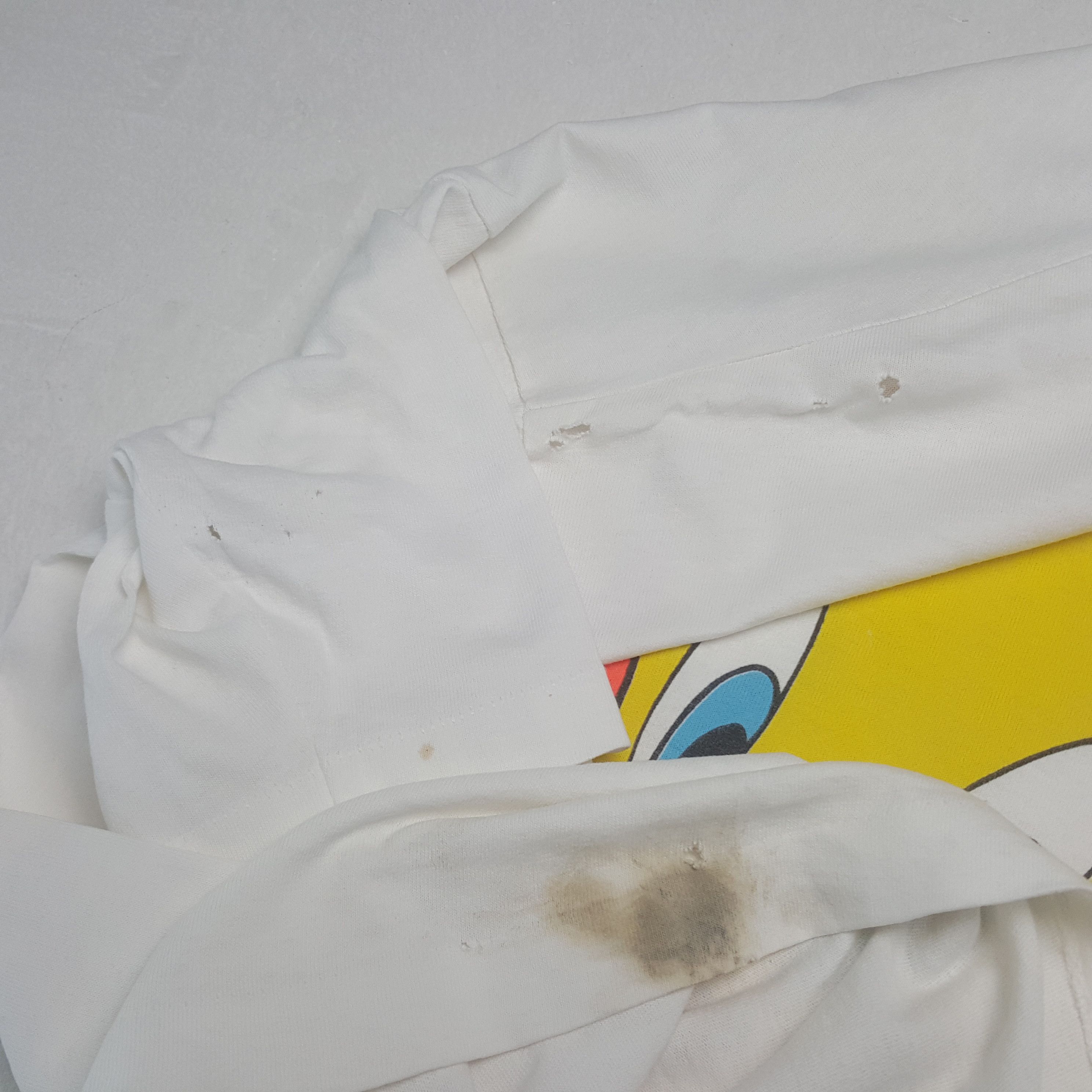 Cartoon Network Vintage 90's California Tweety Looney Tunes Tshirt RR25 Size US L / EU 52-54 / 3 - 7 Thumbnail