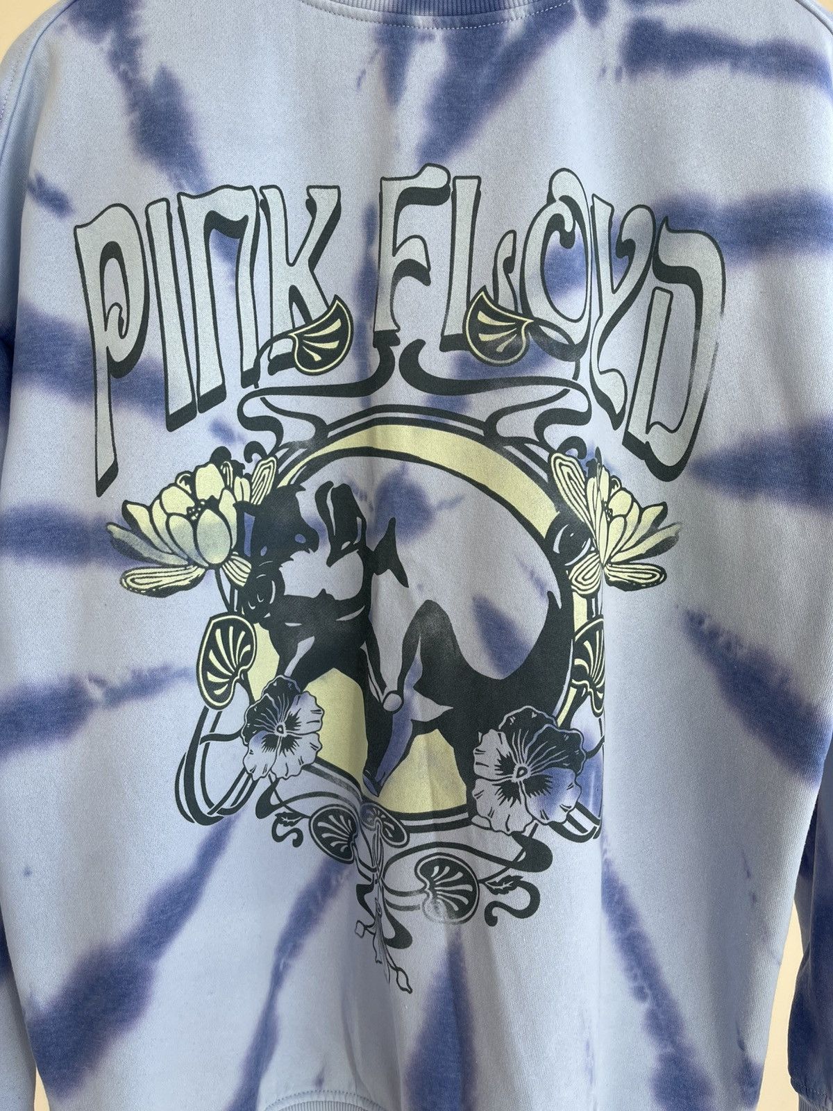 Pink Floyd Pink Floyd Logo Print Oversized Tie-Dye Sweatshirt H&M 2023 Size S / US 4 / IT 40 - 9 Thumbnail