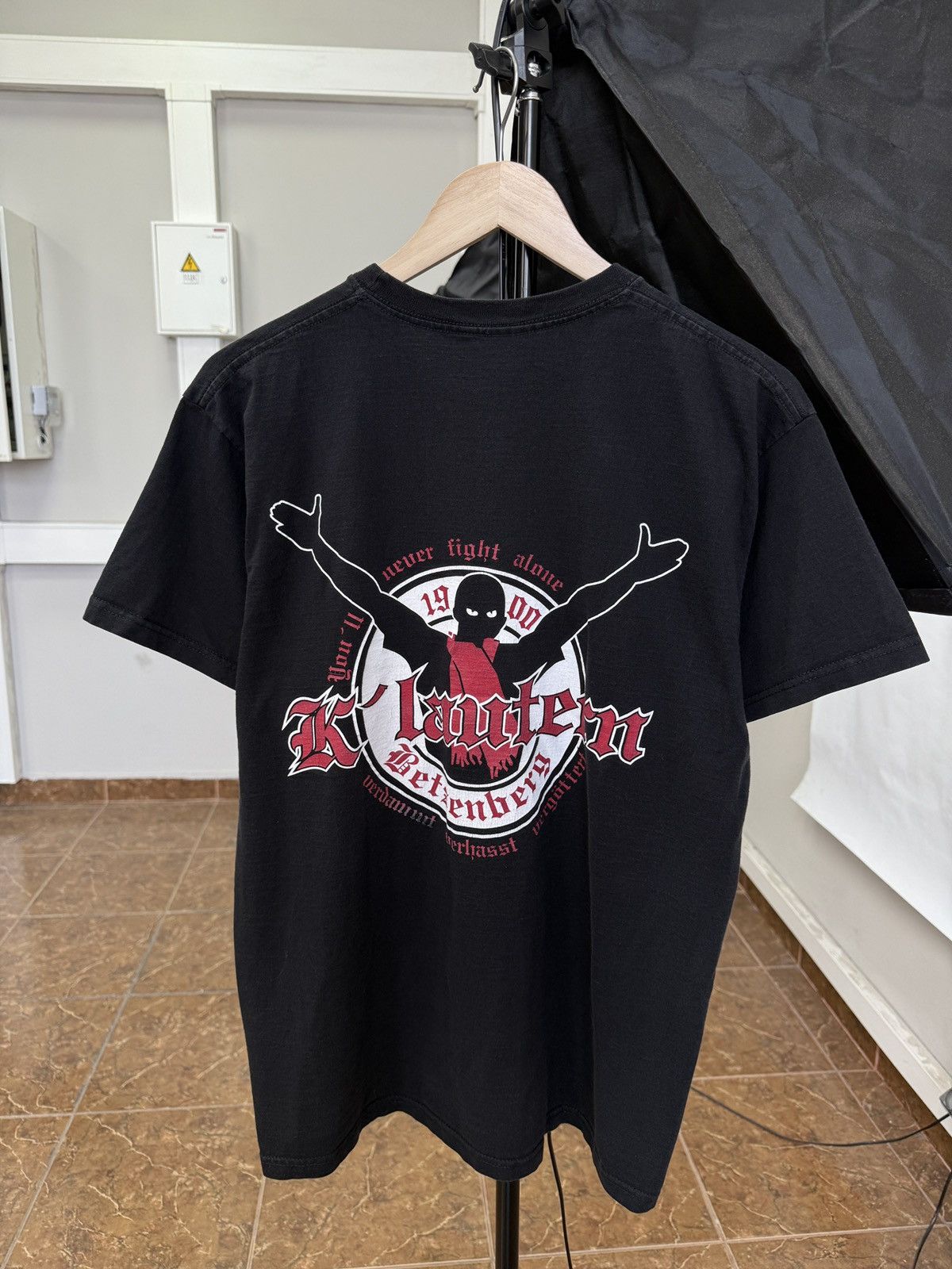 Fruit Of The Loom 🇩🇪👹 Vintage Y2K Kaiserslautern Westkurve Ultras T-Shirt Rare Size US L / EU 52-54 / 3 - 1 Thumbnail