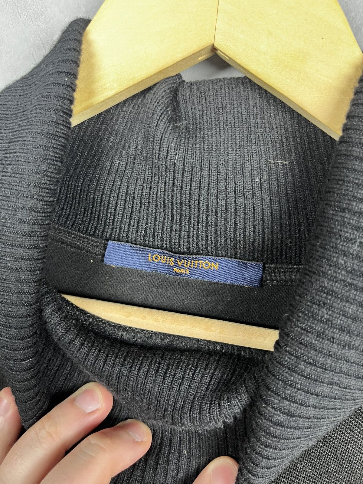Louis Vuitton Louis Vuitton I Have A Dream Turtleneck Sweatshirt japan Size US XL / EU 56 / 4 - 18 Thumbnail