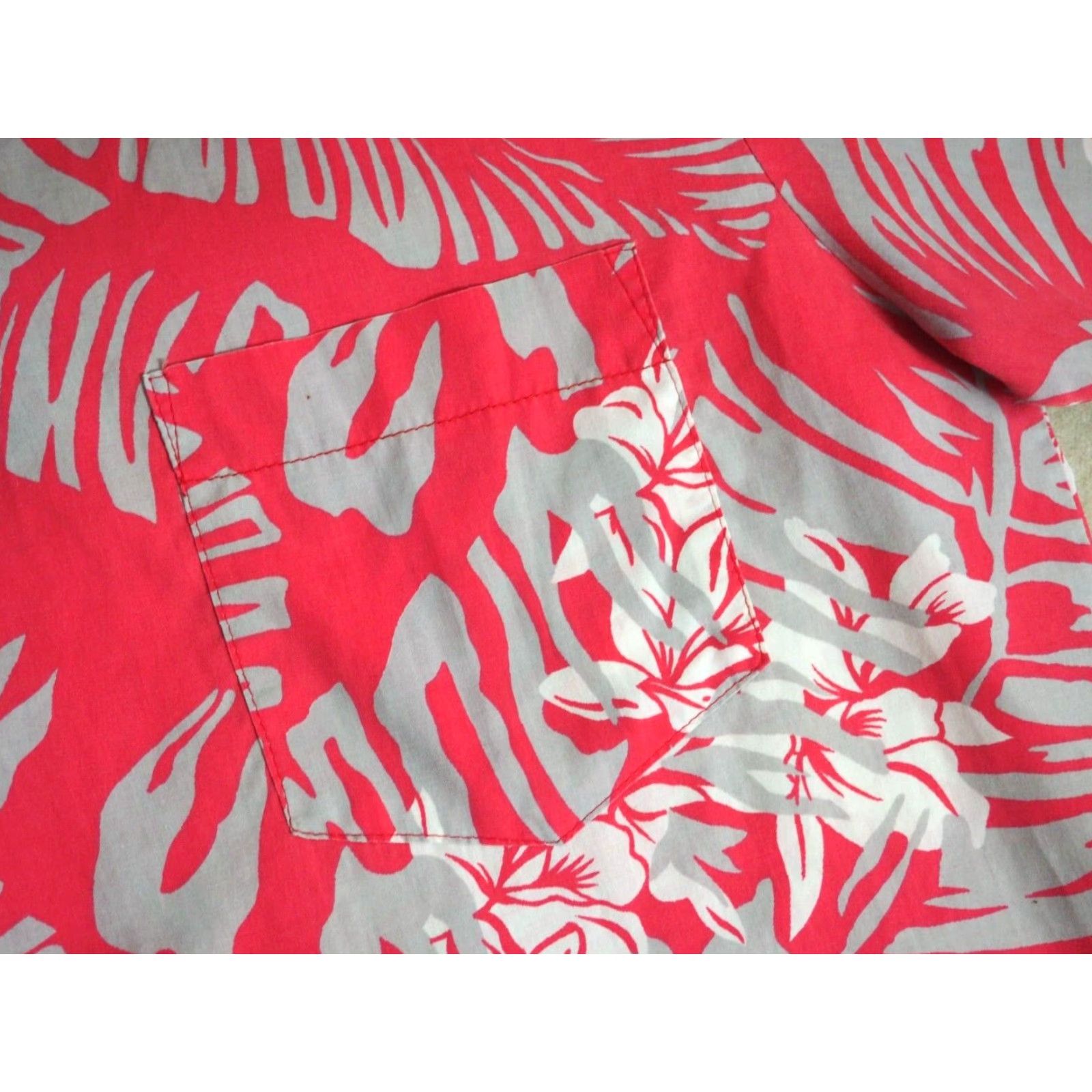 Pinko VTG Maui Nui Hawaiian Pink Floral Button-Front Shirt XL Mens Short Sleeve Rayon Pocket 70s 80s Size US XL / EU 56 / 4 - 5 Thumbnail