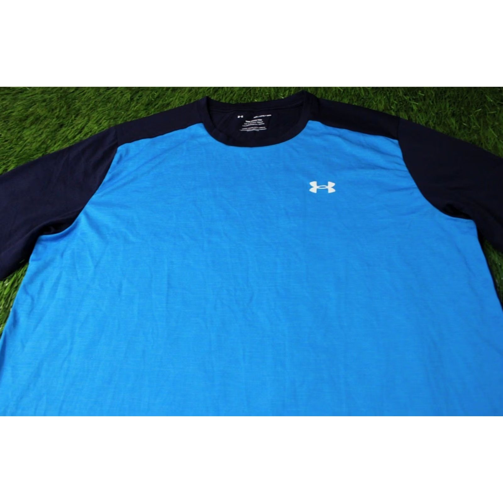 Under Armour UNDER ARMOUR TECH TEE SHIRT XS BLUE 2024 The Tech Tee CrossFit Performance/Activity: Activewear Men Short Sleeve Crew Neck Jersey 100% Polyester Size US XS / EU 42 / 0 - 2 Thumbnail