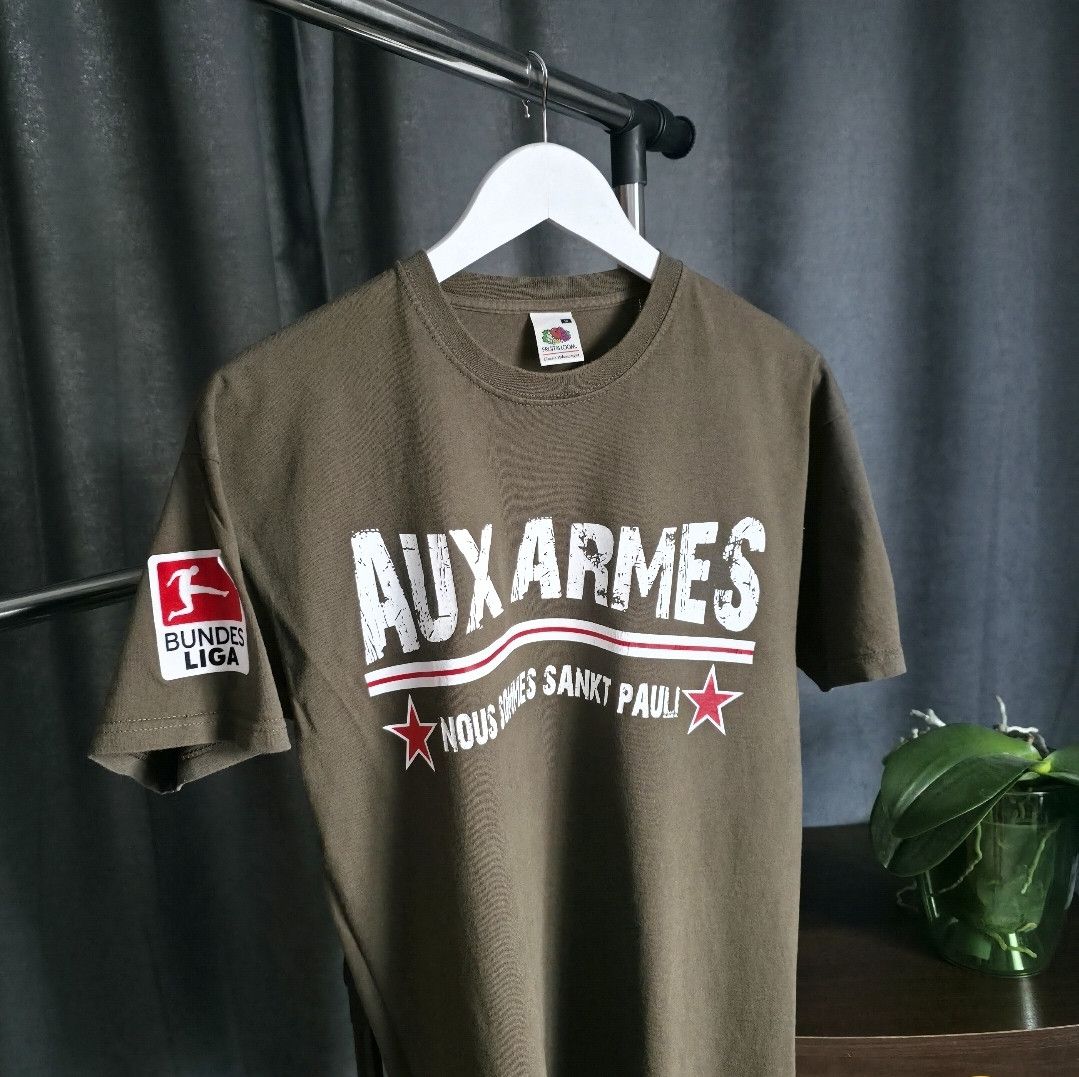 Fruit Of The Loom ​Vintage FC St. Pauli Graphic T-shirt - Bundesliga Era Size US M / EU 48-50 / 2 - 2 Thumbnail