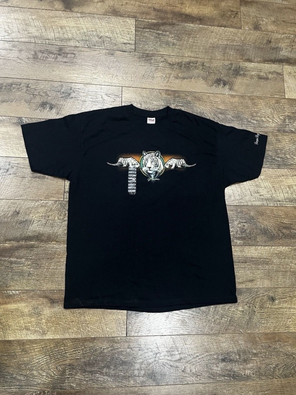 Anvil NWT Vtg Y2k Bonamie Tigers Center Logo Graphic Tee Shirt XL Size US XL / EU 56 / 4 - 1 Thumbnail