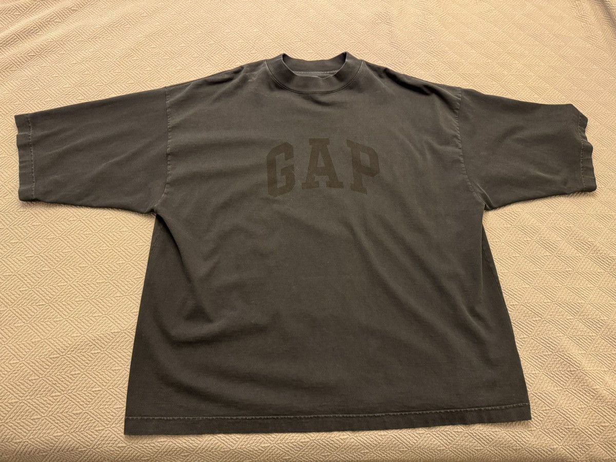 Gap × Kanye West Yeezy Gap Engineered By Balenciaga Dove 3/4 Shirt Made In US Size US L / EU 52-54 / 3 - 1 Thumbnail