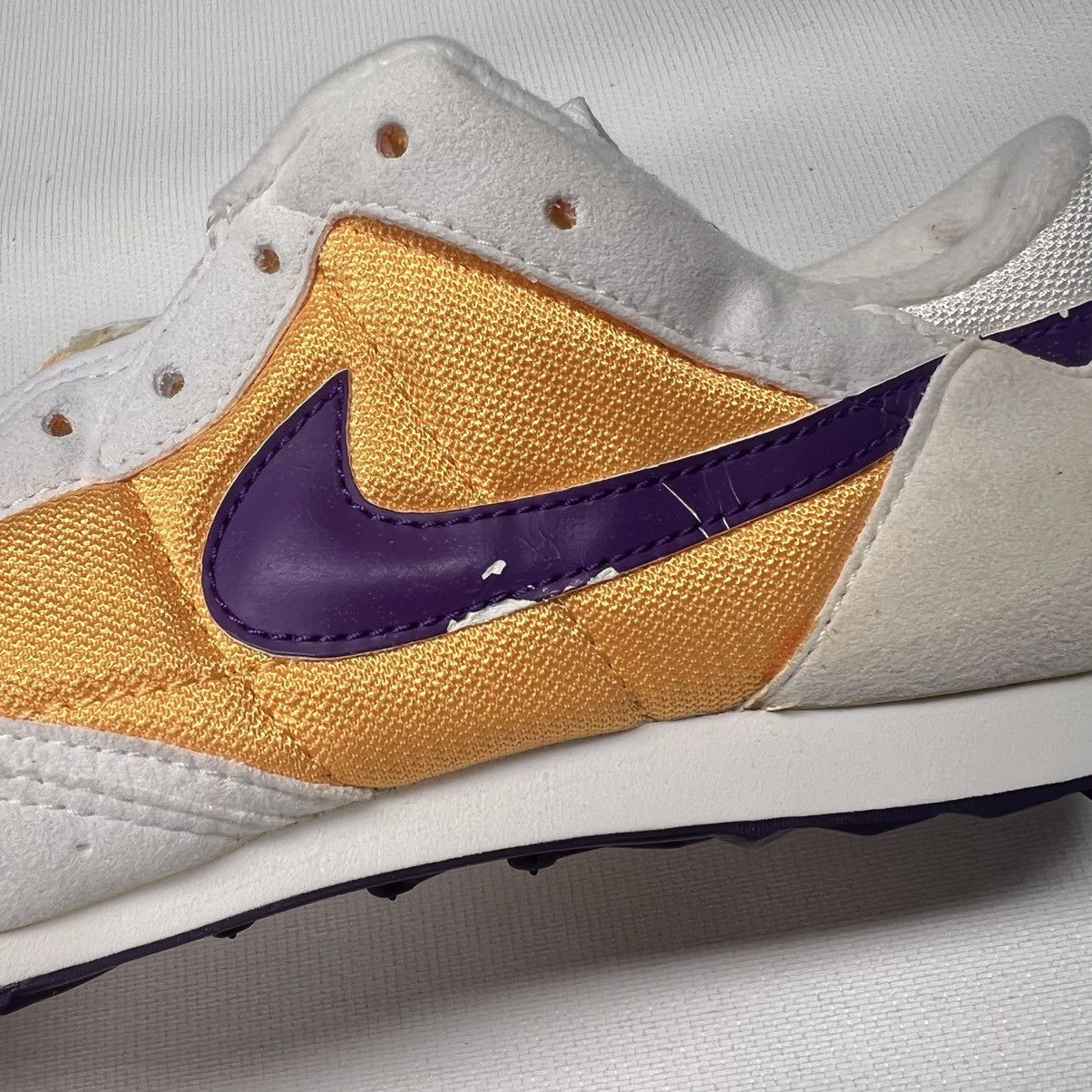 Nike × Vintage VTG New Nike Zoom Waffle White Purple Track Sneaker 941202 Size US 9 / EU 42 - 21 Thumbnail