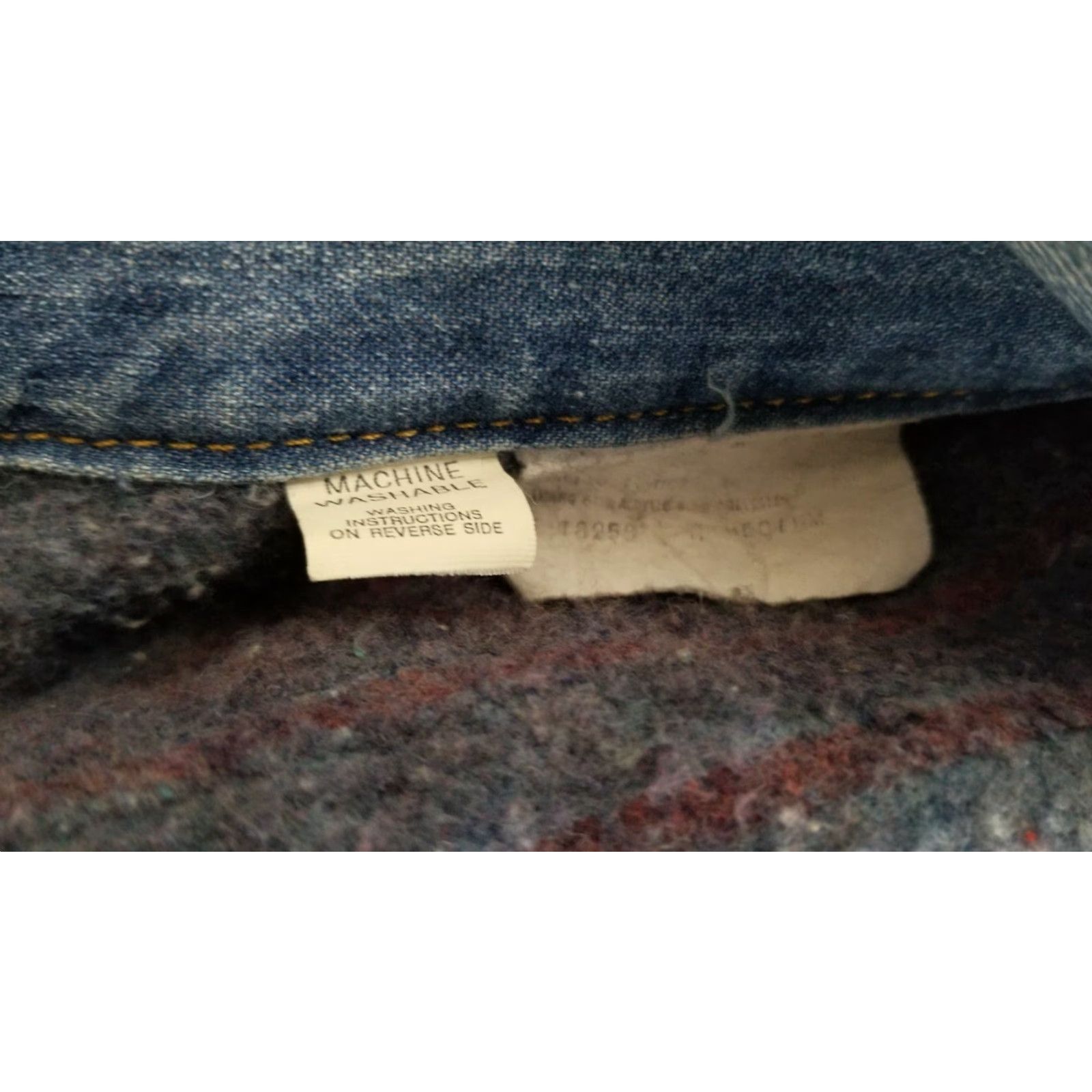 Denime Vintage Shepler's Denim Trucker Jacket M Men Casual Grunge Distressed Well Worn Size US 31 - 7 Thumbnail