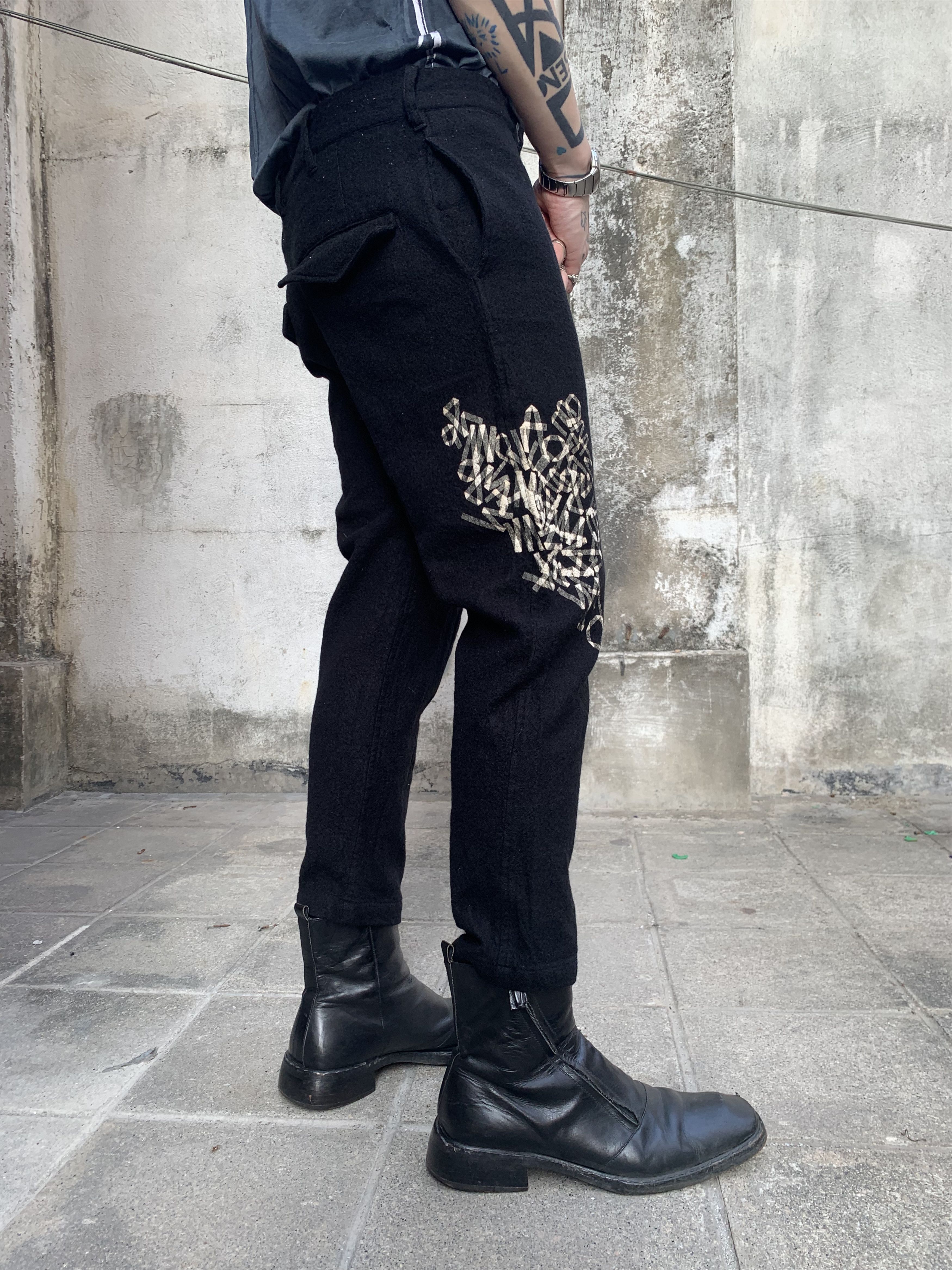Yohji Yamamoto Yohji Yamamoto Lo-Waist Print Cropped Pants Size US 34 / EU 50 - 4 Thumbnail