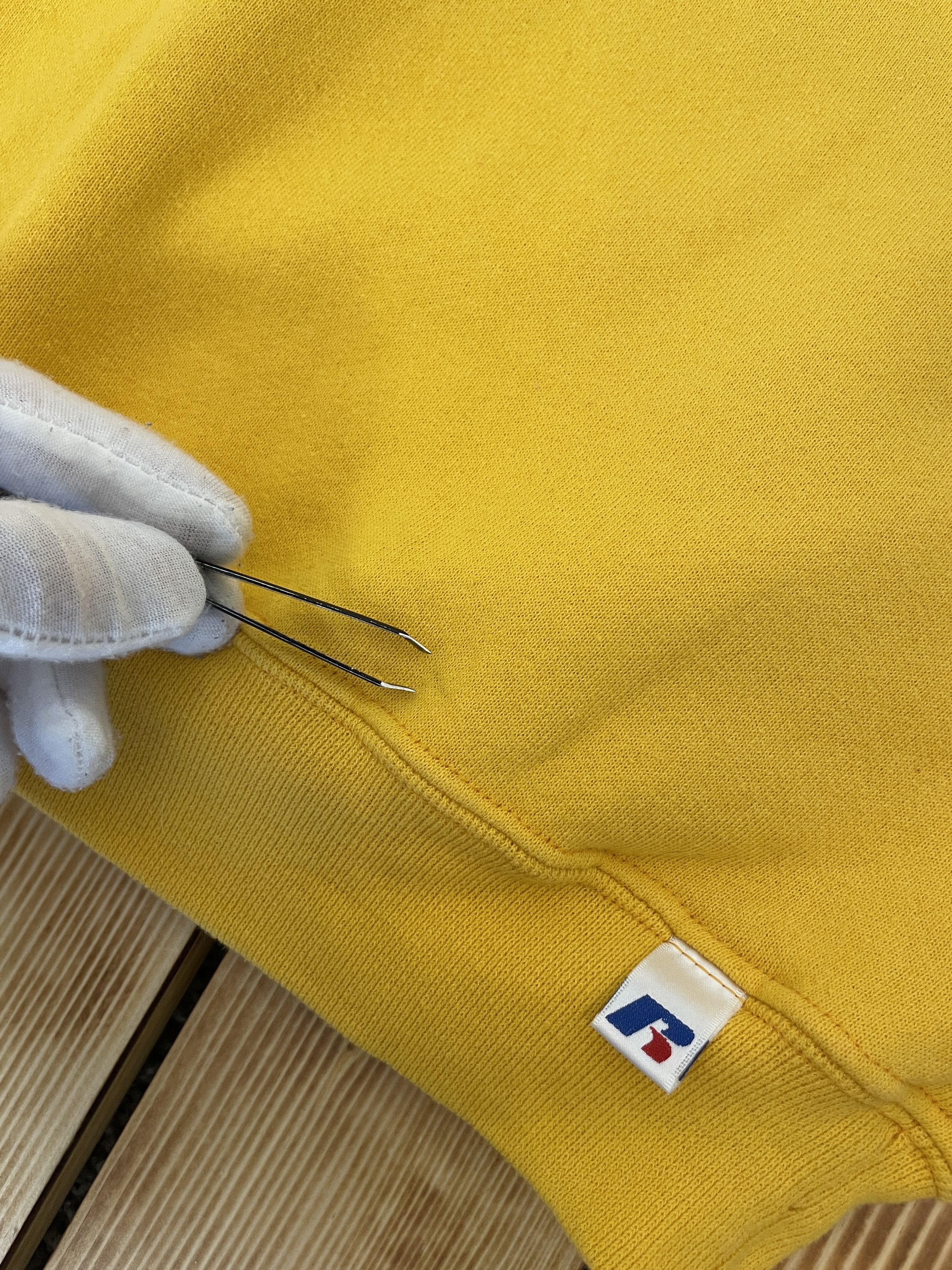Russell Athletic Y2K Russell Athletic Blank Yellow Sweatshirt Size US XXL / EU 58 / 5 - 6 Thumbnail