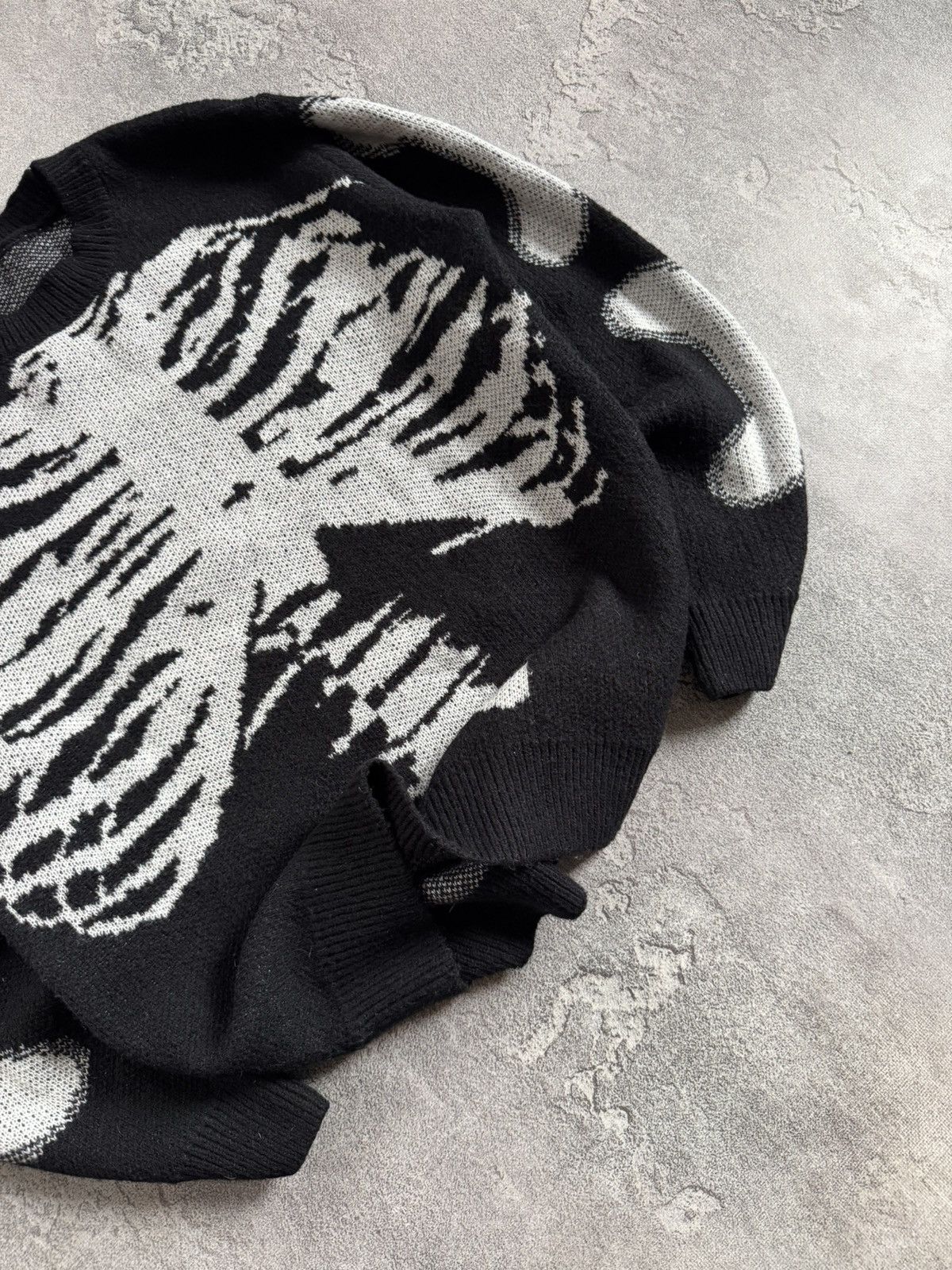 Japanese Brand Skeleton 🩻 💀 rentgen bones 🦴 sweater jumper pullover y2k Size US M / EU 48-50 / 2 - 3 Thumbnail
