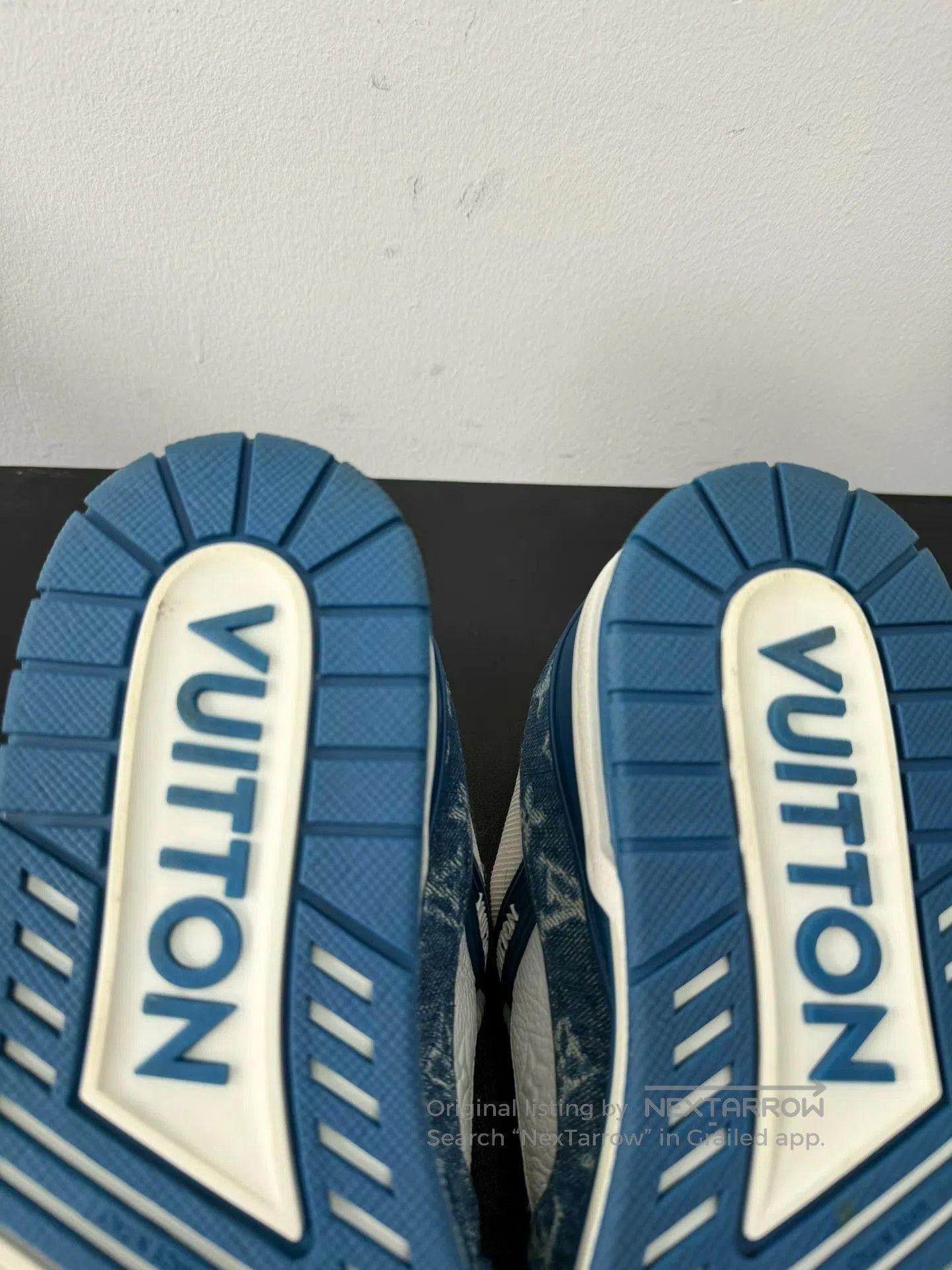 Louis Vuitton lv trainer blue and white sneaker. Size US 7 / EU 40 - 8 Thumbnail