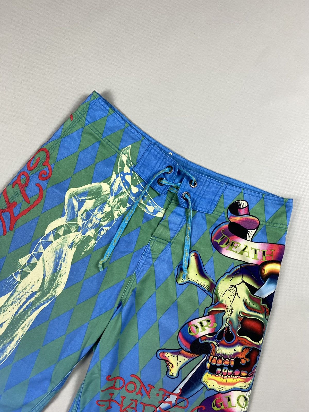 Ed Hardy Ed Hardy Y2K men’s overprinted surf swim shorts size ~ 32 Size US 32 / EU 48 - 4 Thumbnail