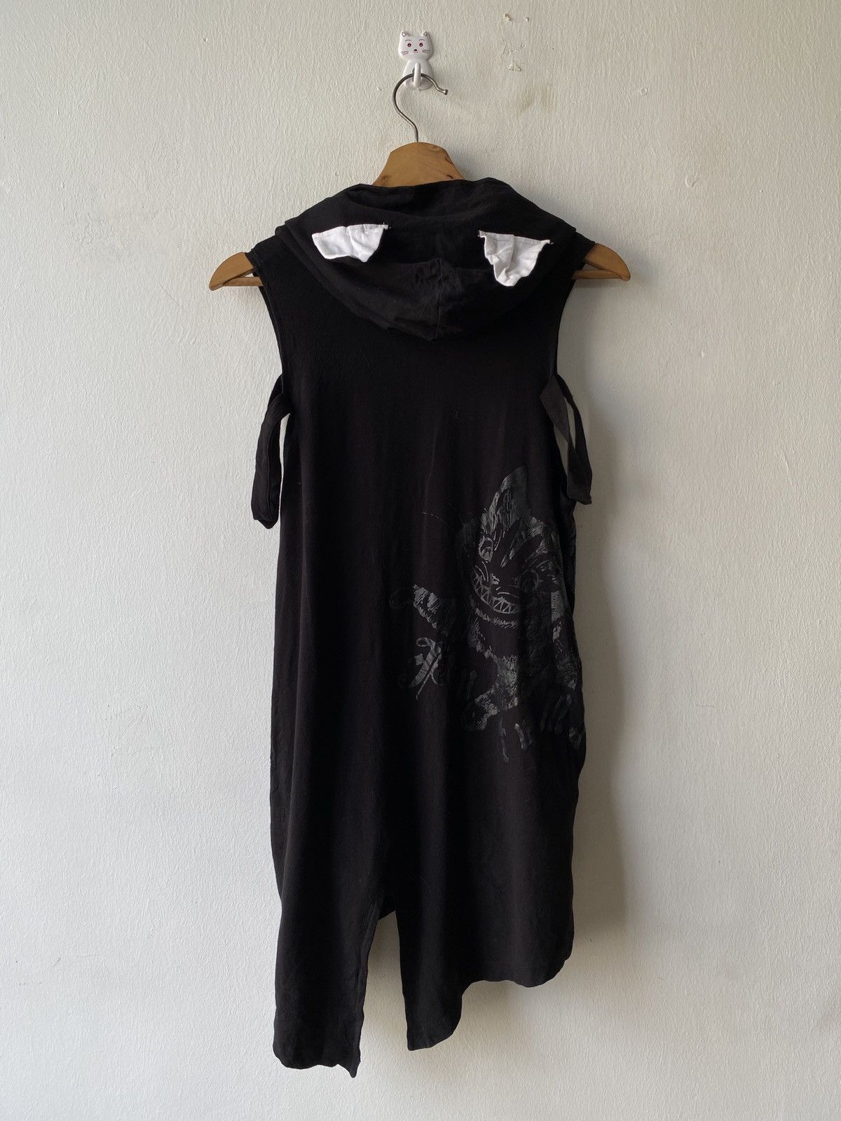 If Six Was Nine Putumayo Japan Gothic CyberPunk Design Sleeveless Hoodie Size US S / EU 44-46 / 1 - 5 Thumbnail