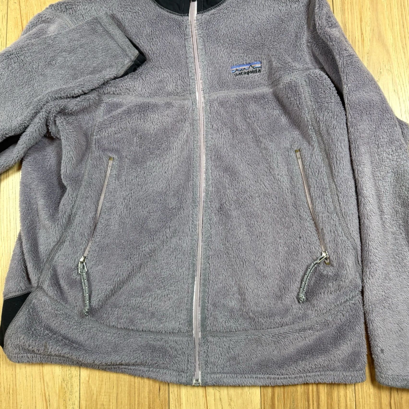Patagonia Patagonia Women's Jacket Purple Fleece R2 Full Zip L Size L / US 10 / IT 46 - 3 Thumbnail