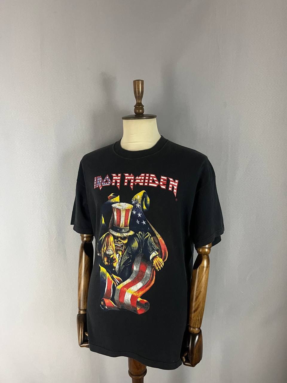 Iron Maiden Iron Maiden Tee T Shirt Vintage 2001 American Size US XL / EU 56 / 4 - 2 Thumbnail