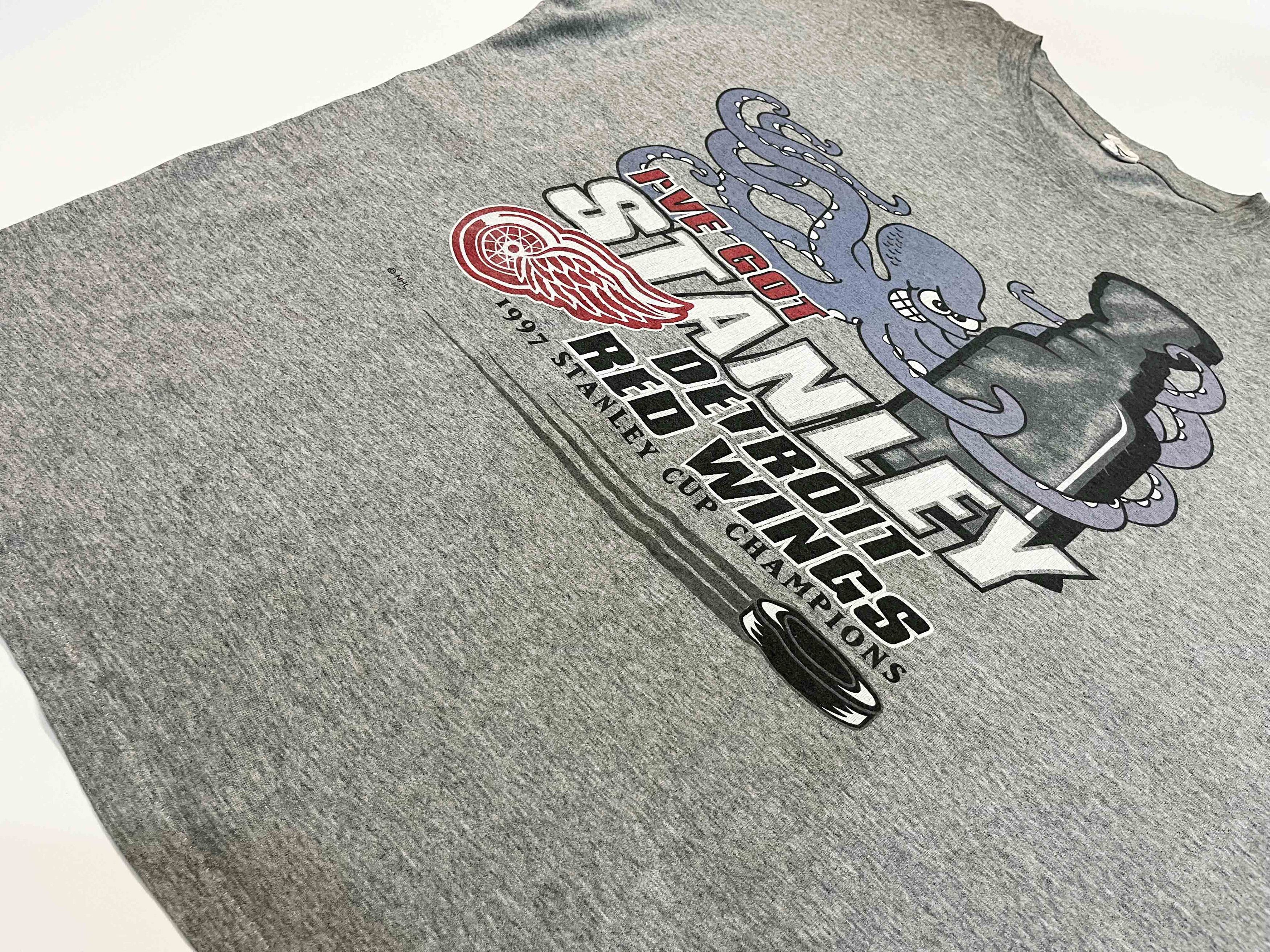 NHL × Starter × Vintage Vintage Starter NHL Detroit Red Wings 1997 Hockey T-Shirt Size US L / EU 52-54 / 3 - 6 Thumbnail