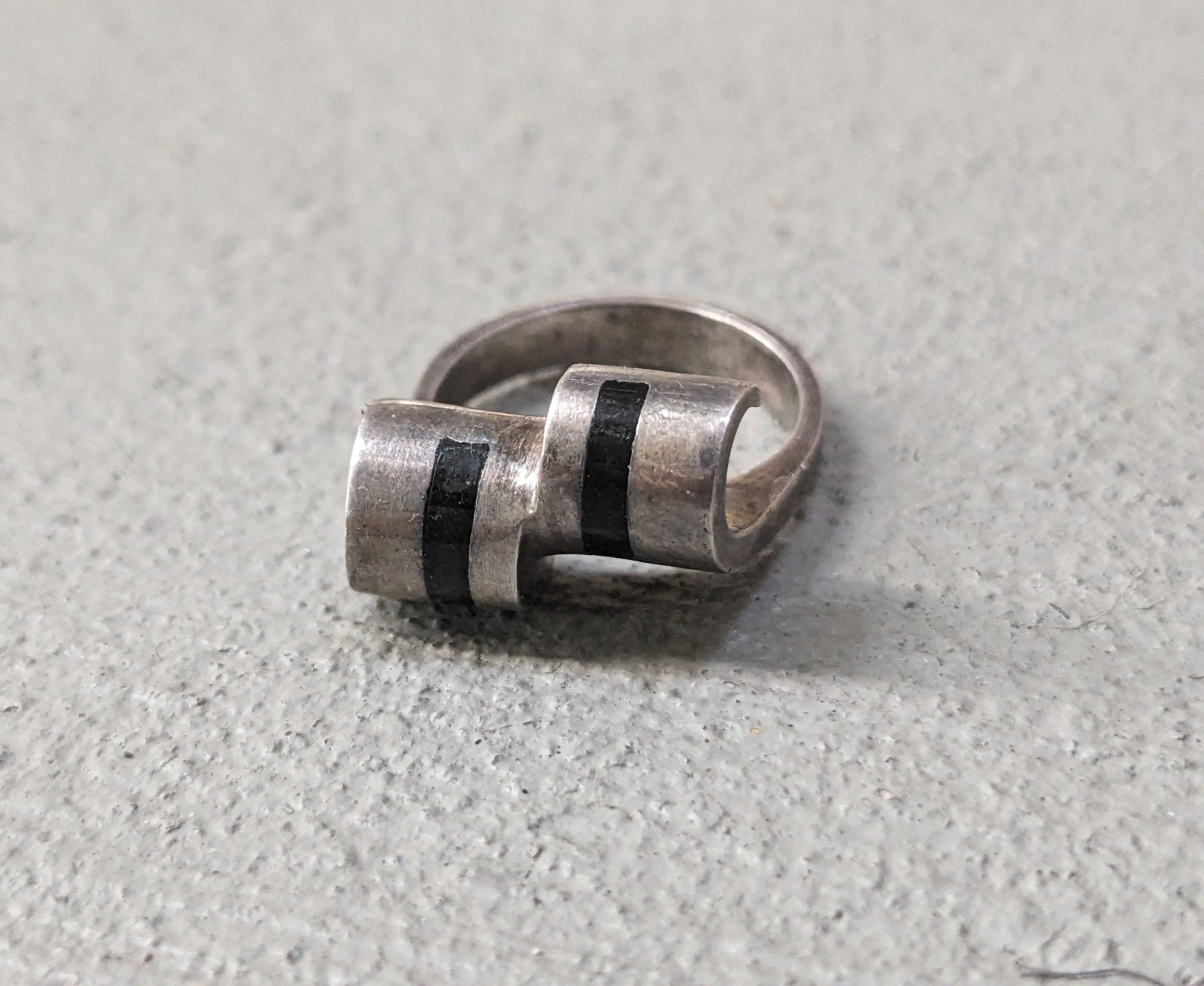 Jewelry Vintage Sterling Silver Ring Size 6.25 Black Onyx Modern Size ONE SIZE - 2 Thumbnail