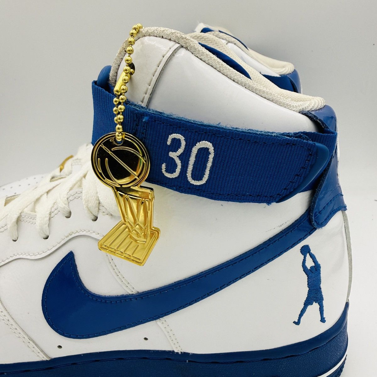 Nike NIKE Air Force 1 SHEED Basketball Sneakers - White / Blue Size US 11.5 / EU 44-45 - 2 Thumbnail