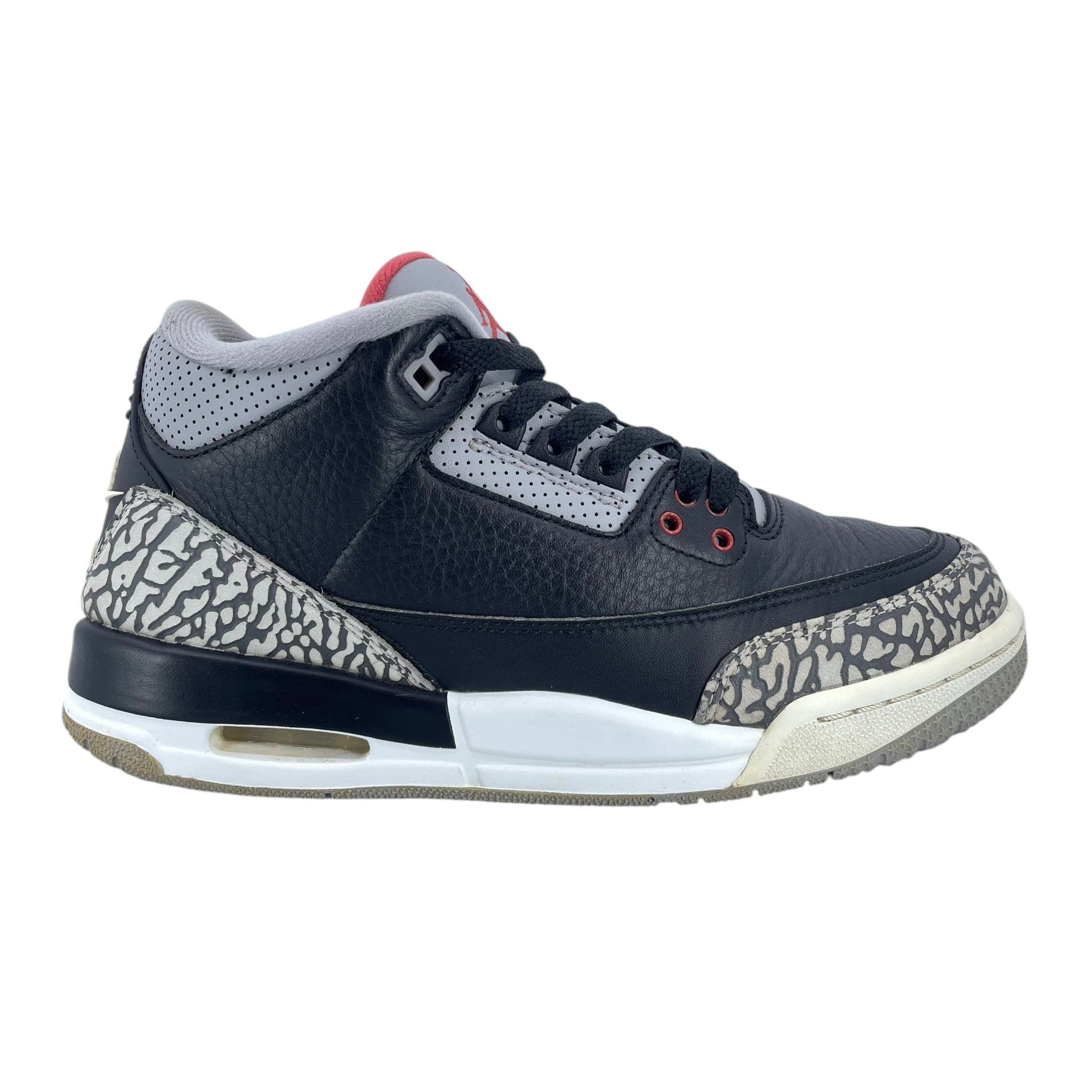 Nike 3 Retro Black Cement (2018) (GS) Size US 6.5 / EU 39-40 - 1 Thumbnail