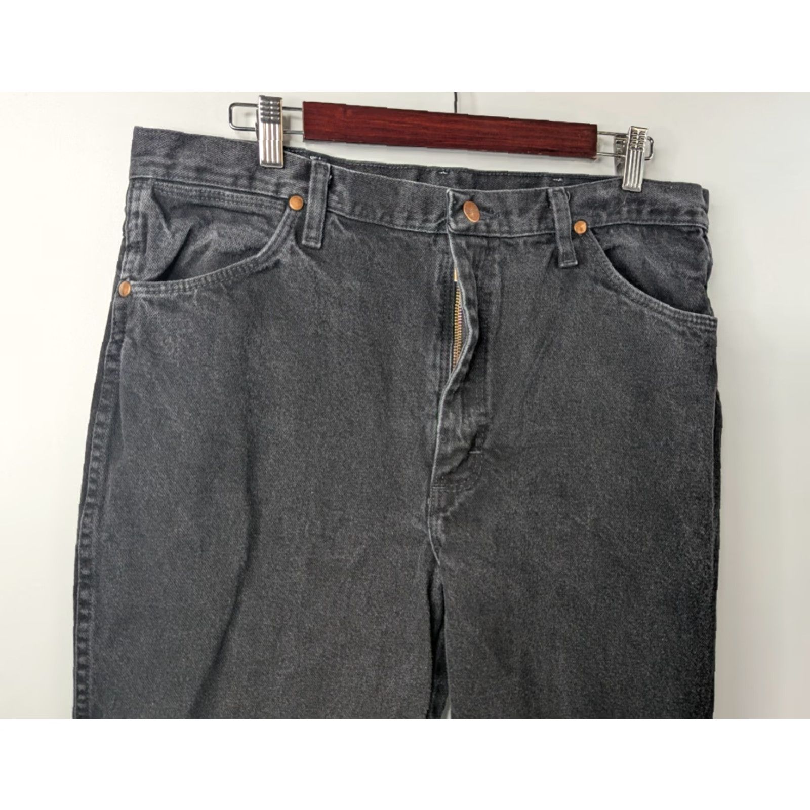 Wrangler Wrangler Jeans Mens Slim Fit 36x32 Black Cowboy Cut Denim 5-Pocket Wrangler Cowboy Cut 936BLK Mens Jeans Size US 36 / EU 52 - 4 Thumbnail