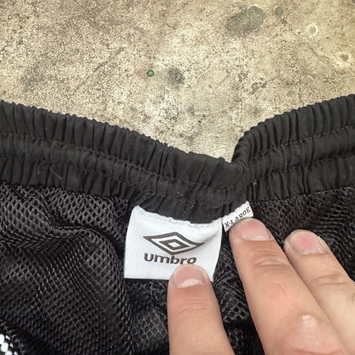 Umbro Vintage Umbro track Pants Baggy Fit Y2K gorpcore Size US 34 / EU 50 - 7 Thumbnail