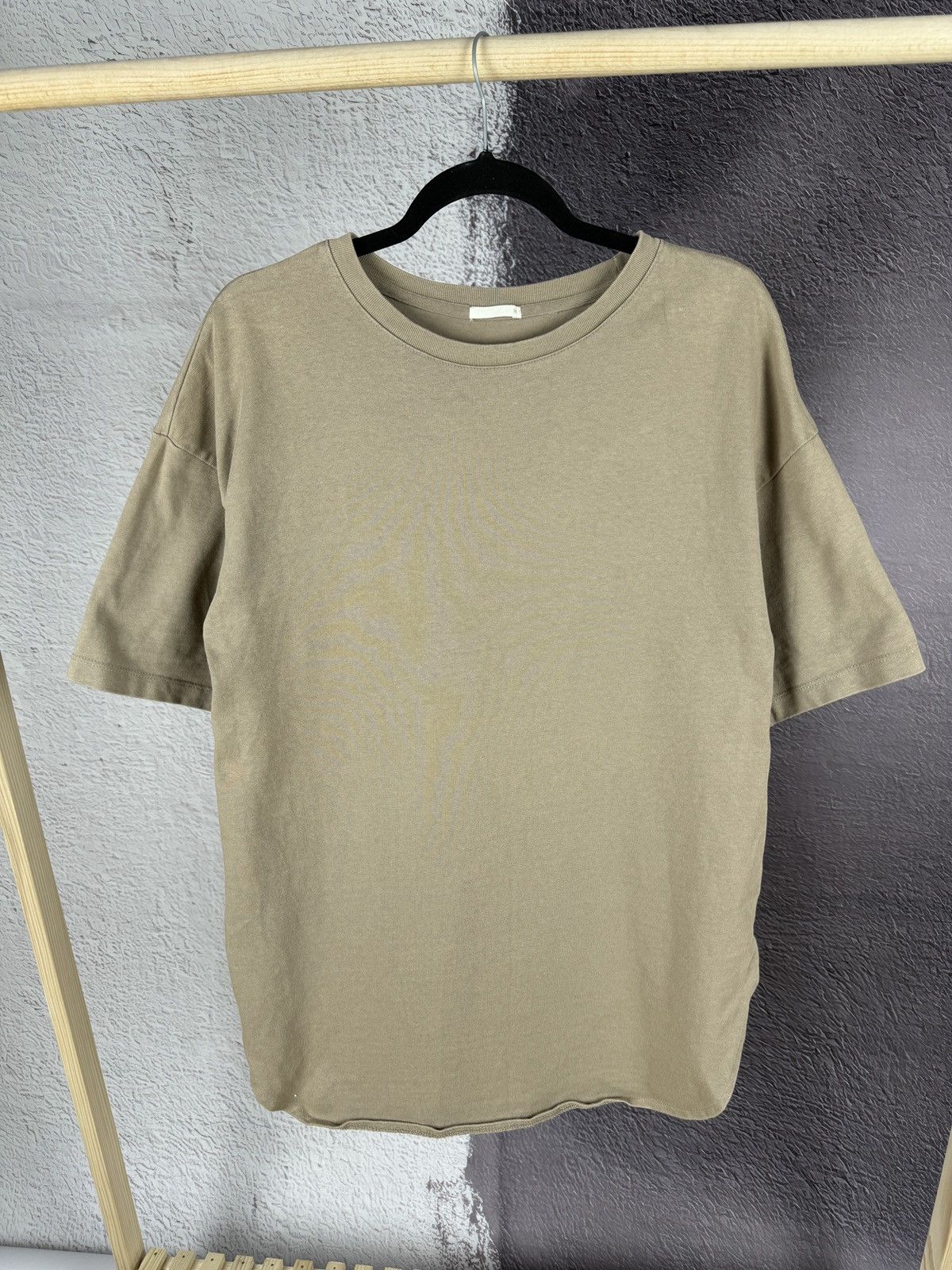 GU × Japanese Brand GU Japan beige long basic tee shirt Size US M / EU 48-50 / 2 - 2 Thumbnail