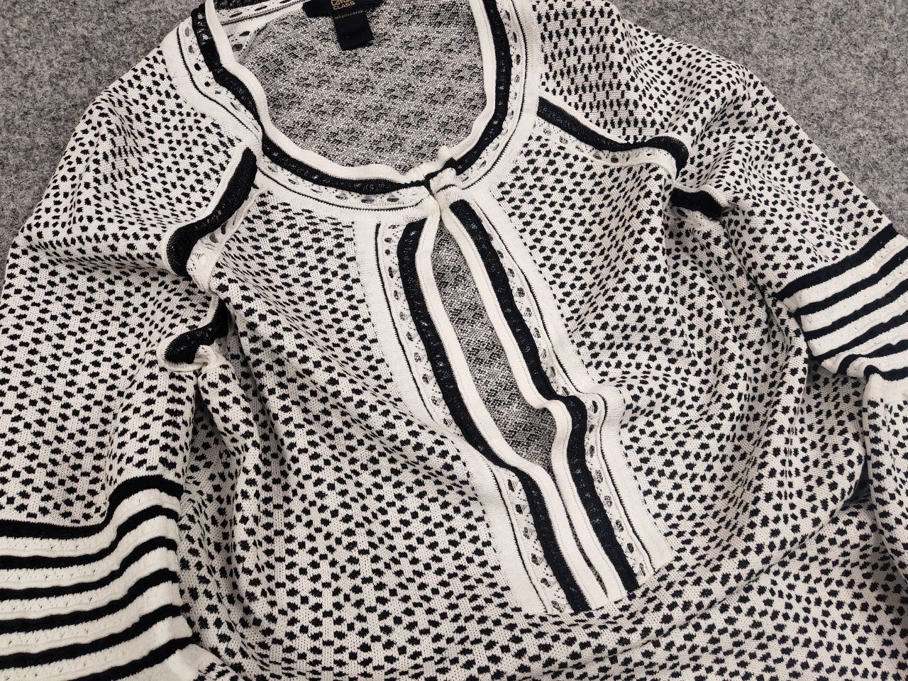 Roberto Cavalli Roberto Cavalli Slass Textured cut-out Sweater wide sleeve Size M / US 6-8 / IT 42-44 - 10 Thumbnail