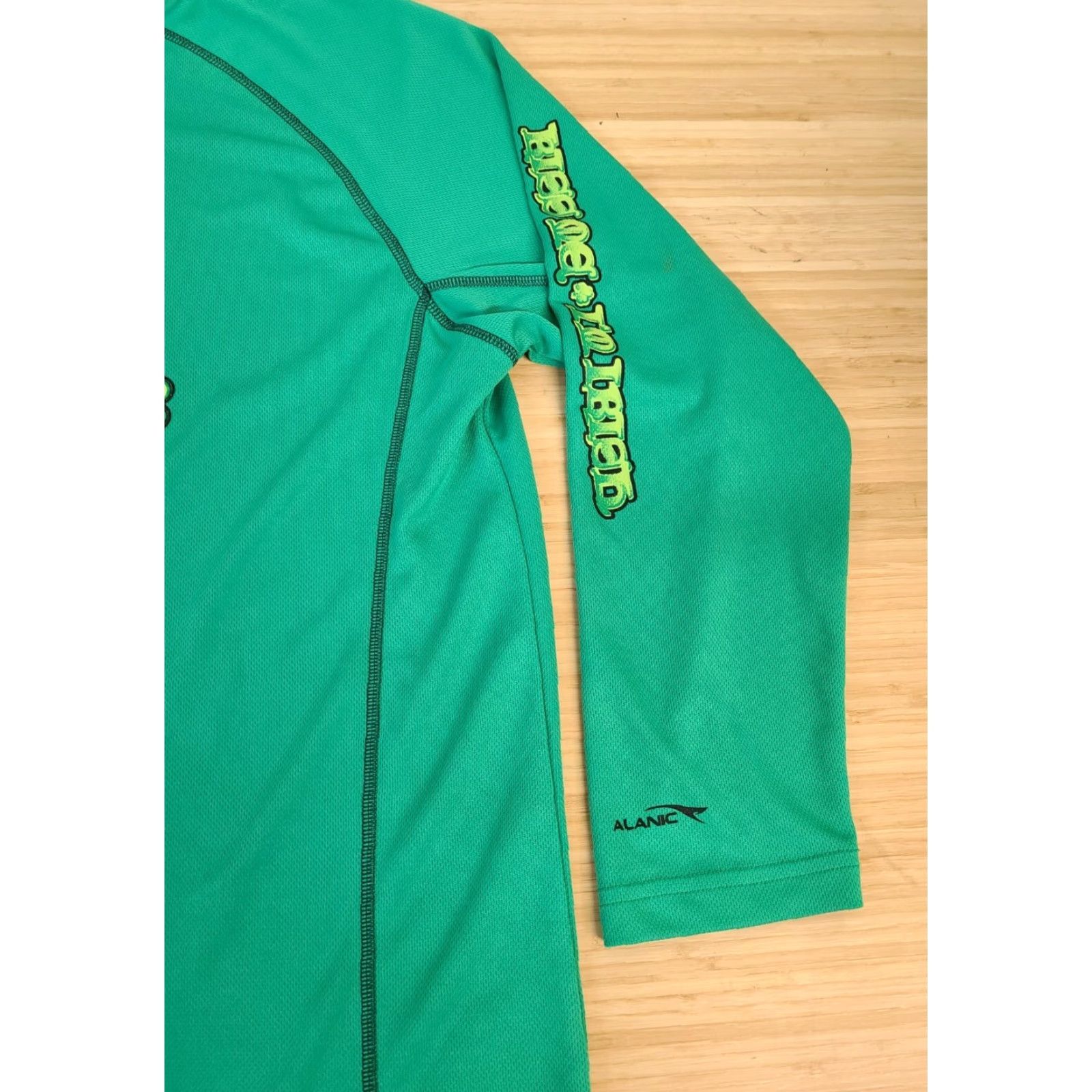Vintage VINTAGE? No. Actually, not vintage. Alanic Jersey Men XL Green Running Kiss Me I'm Irish LS Activewear Shirt? Size US XL / EU 56 / 4 - 2 Thumbnail