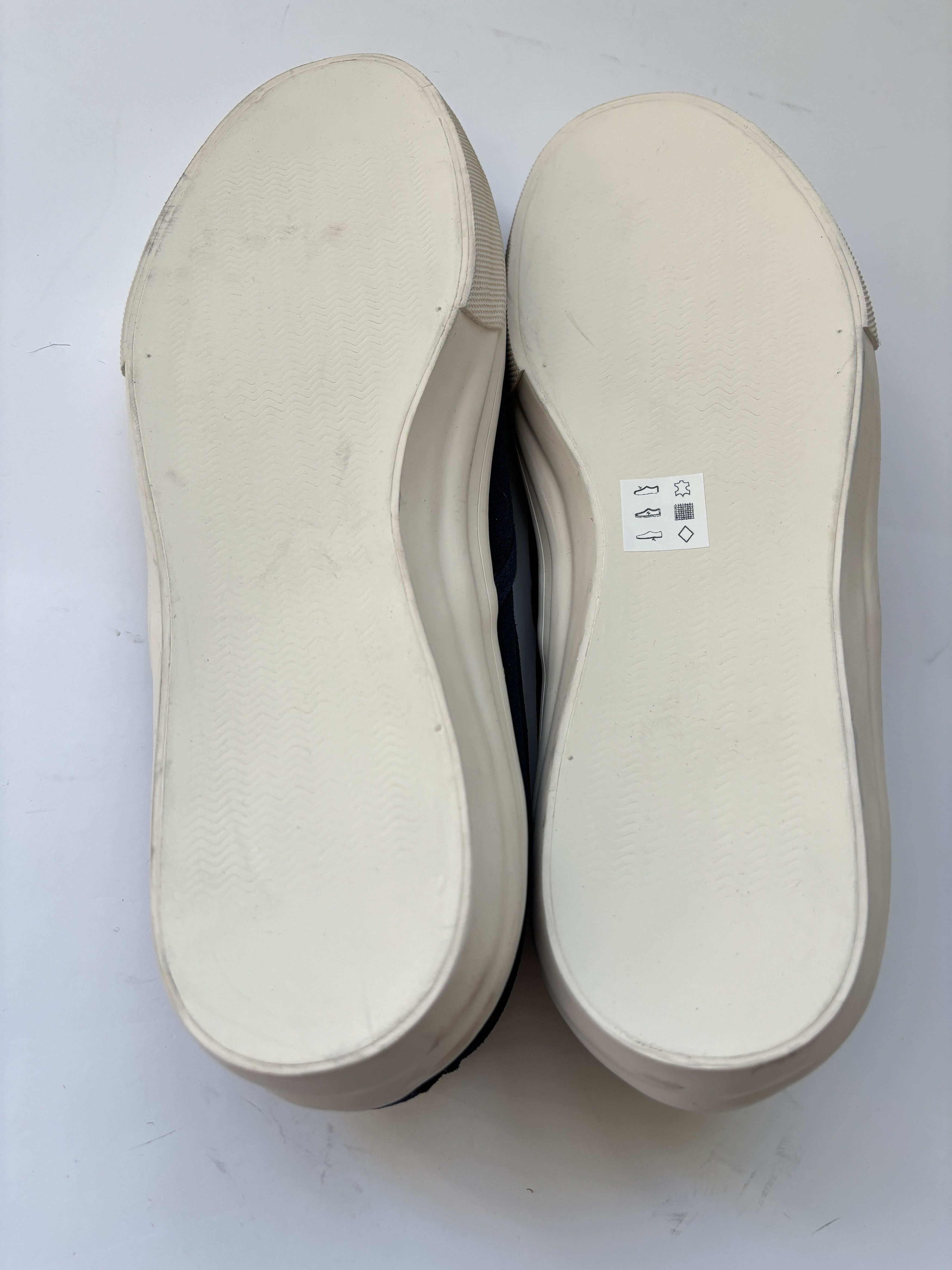 Comme des Garcons ⚡️QUICK SALE⚡️Comme des Garcons Junya Watanabe Slip-Ons Size US 6.5 / EU 39-40 - 9 Thumbnail